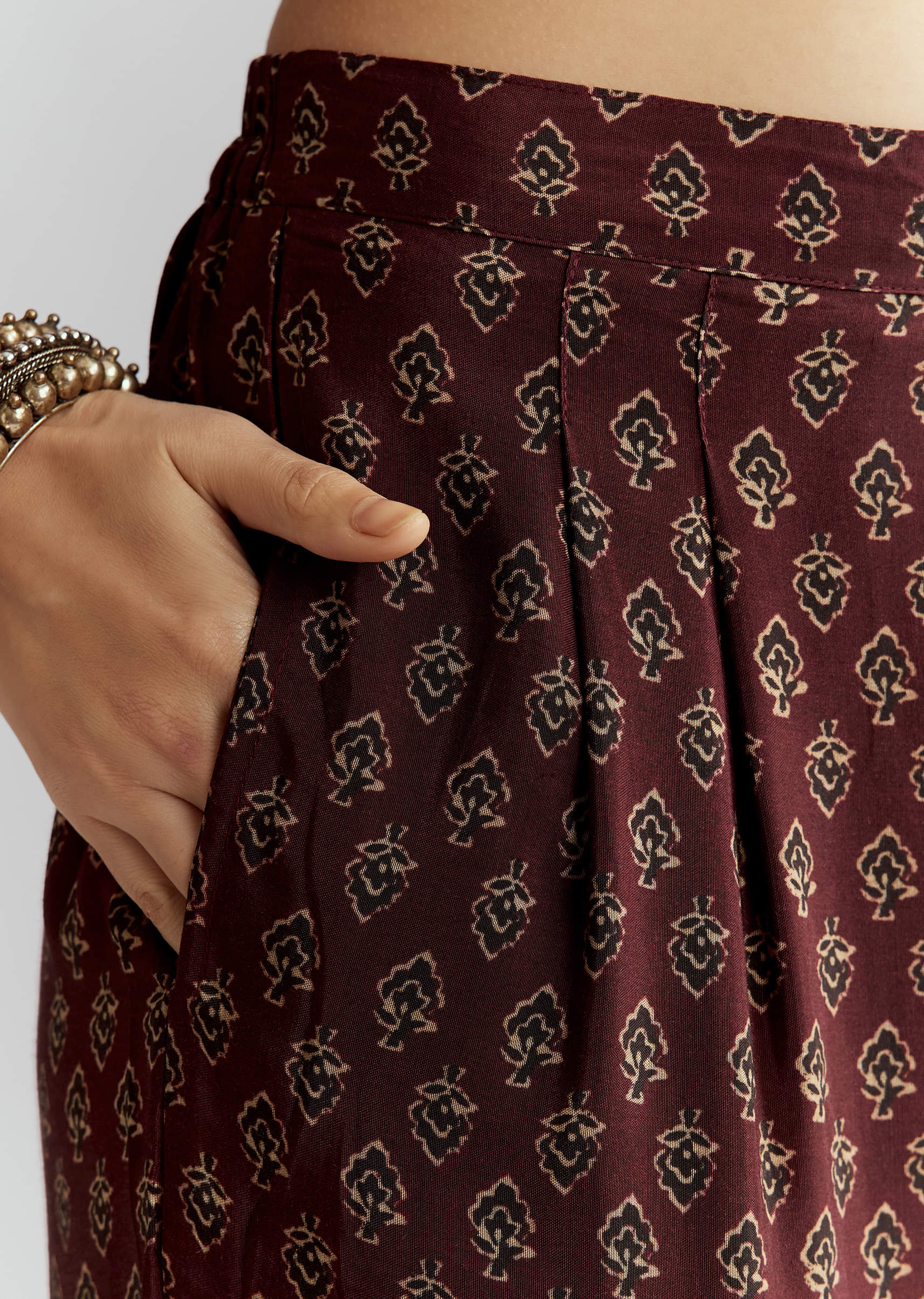 Maroon Viscose Co Ord Set With Floral Print - Image 6