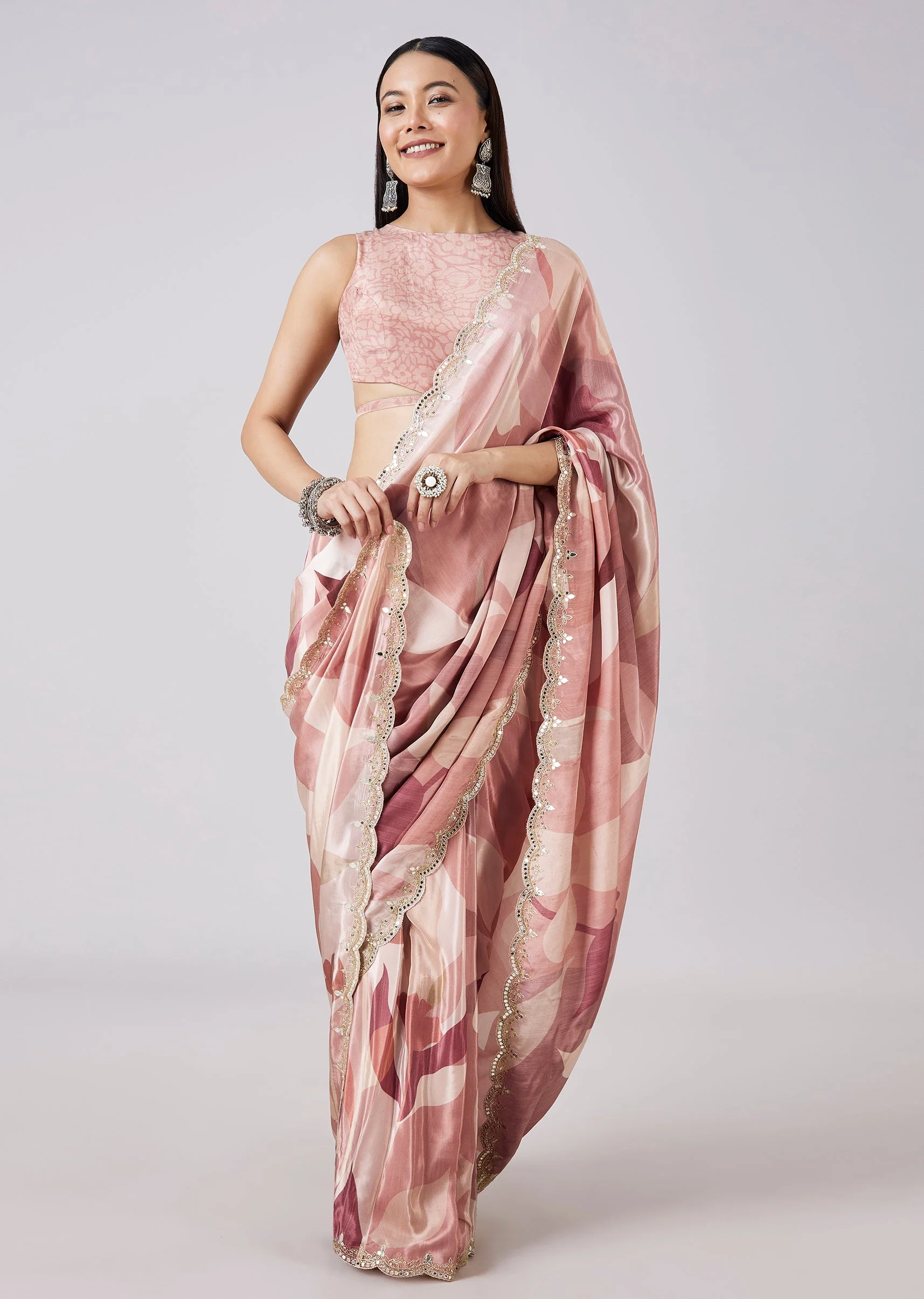 Mauve Abstract Printed Saree with Blouse - Image 3
