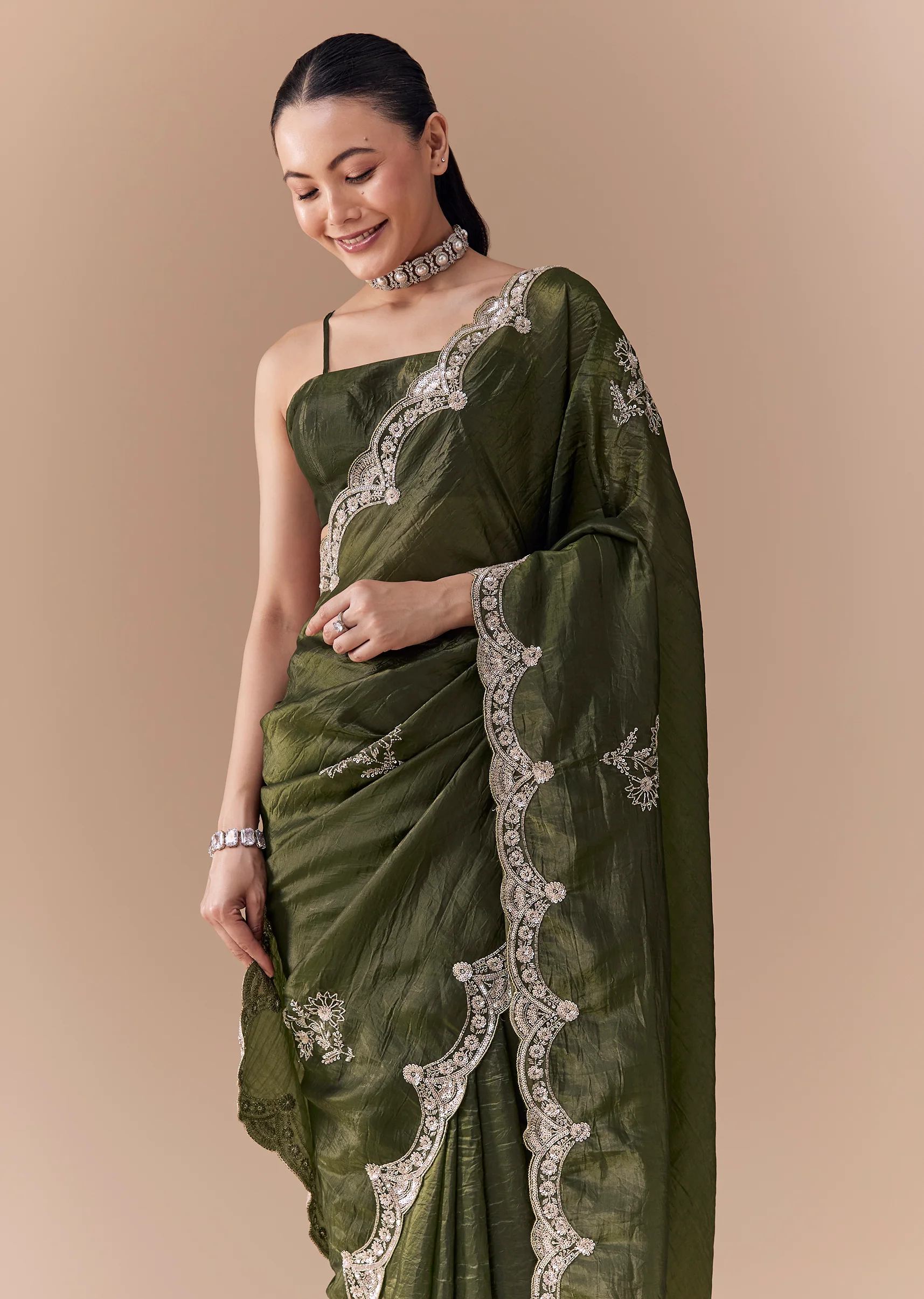 Mehendi Green Crush Tissue Embellished Saree with Blouse Fabric - Image 5