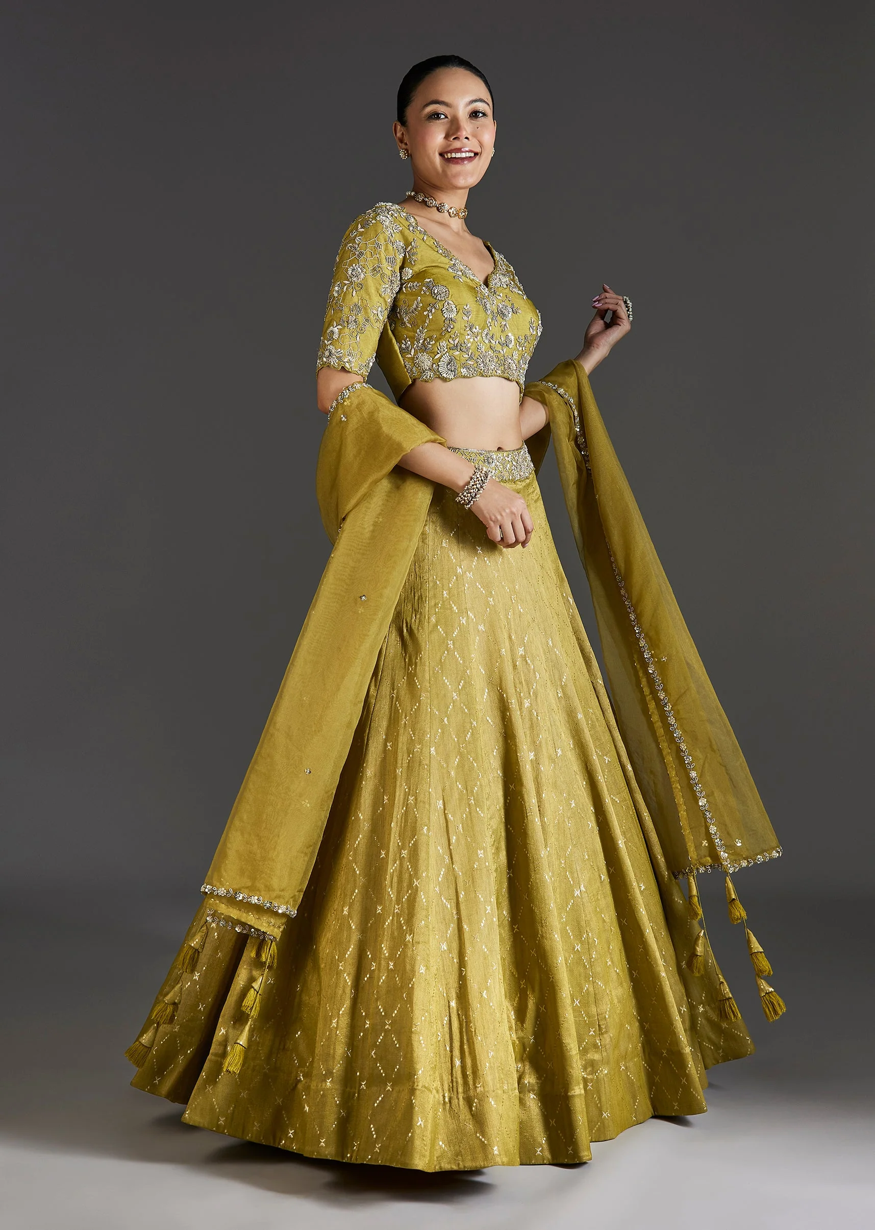 Mehendi Green Grace With Classic Detail - Image 4