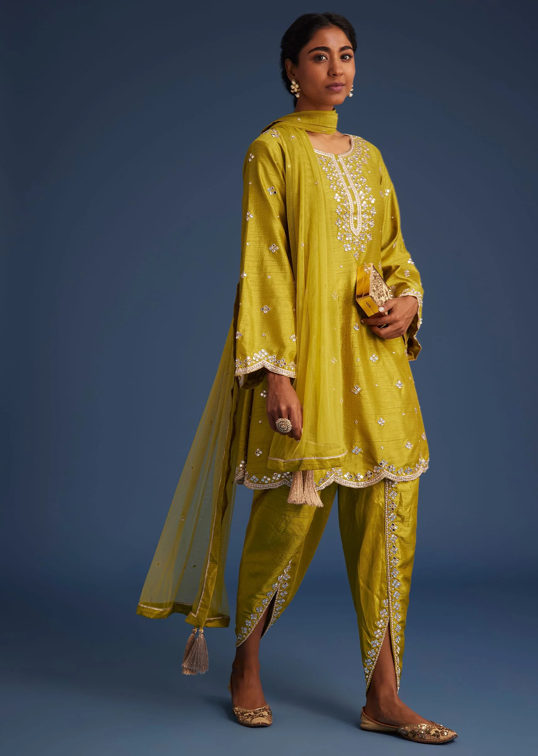 Mehendi Green Silk Embroidered Kurta Dhoti Set - Image 3
