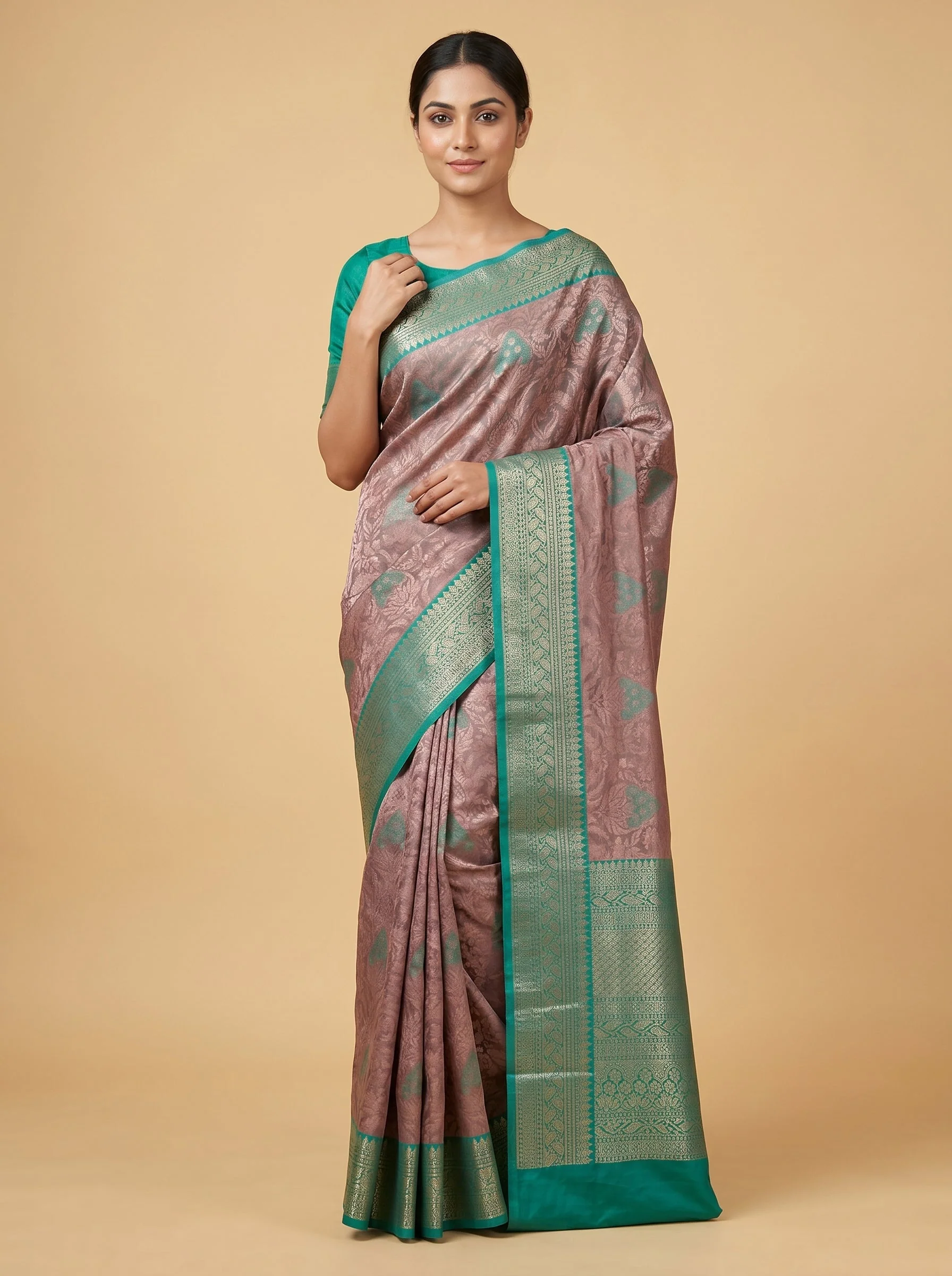 Metallic Grey Sleek Handloom Saree