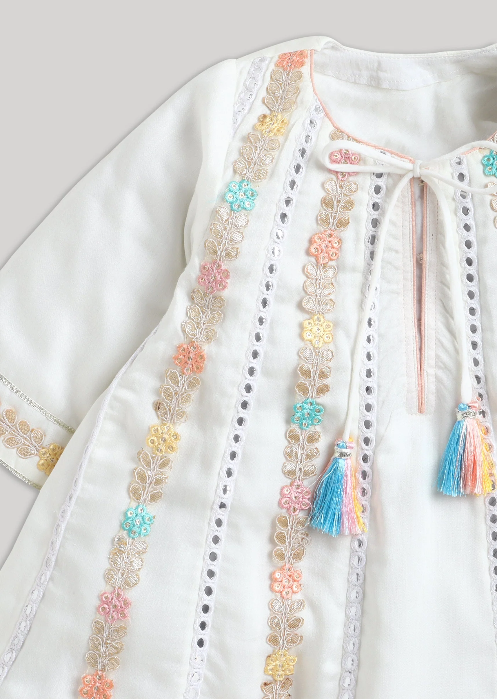 Minimal Embroidered Off White With Multicolour Muslin Salwar Suit - Image 4