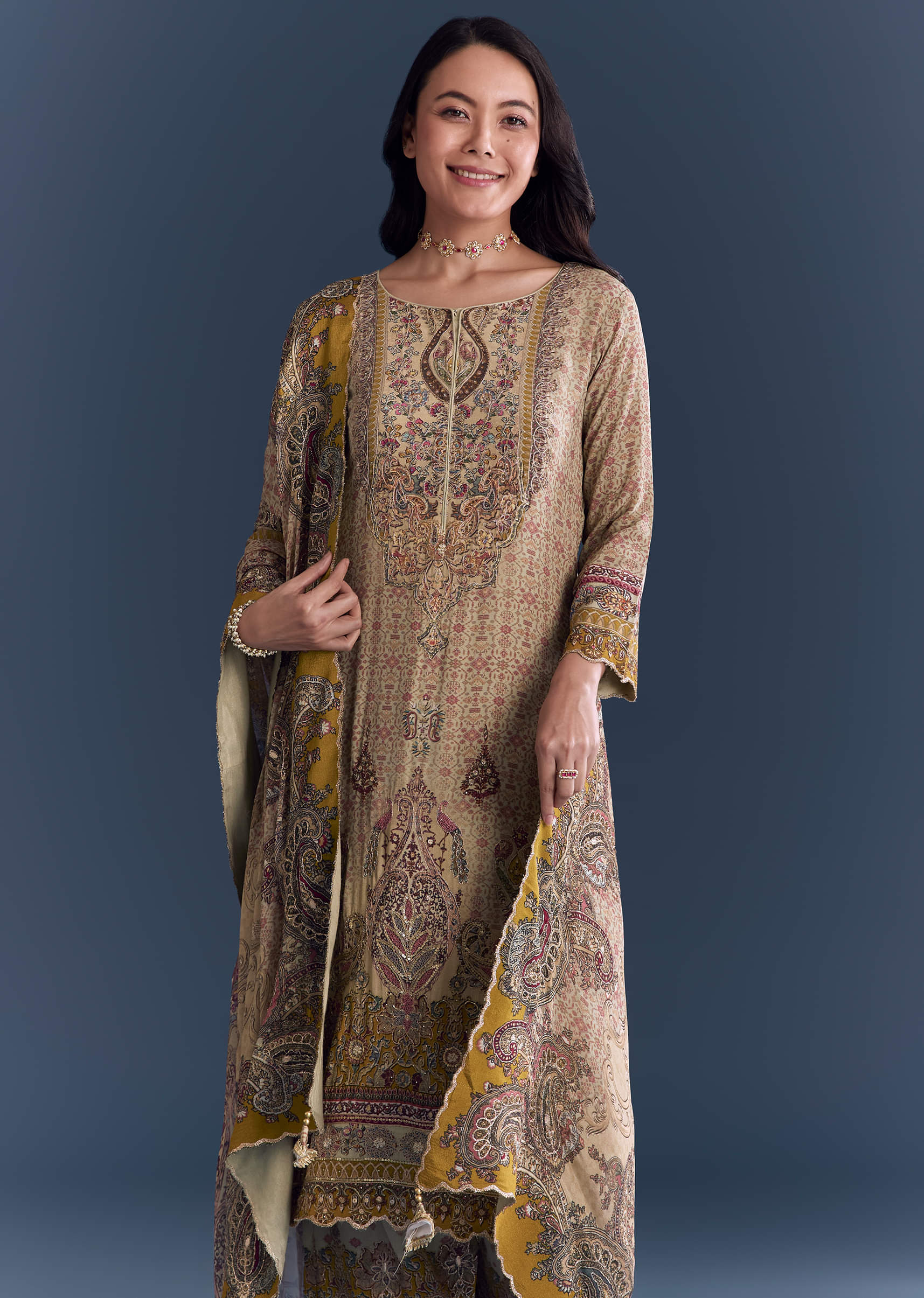 Mint Green Crepe Kurta Set With Paisley And Floral Print - Image 4
