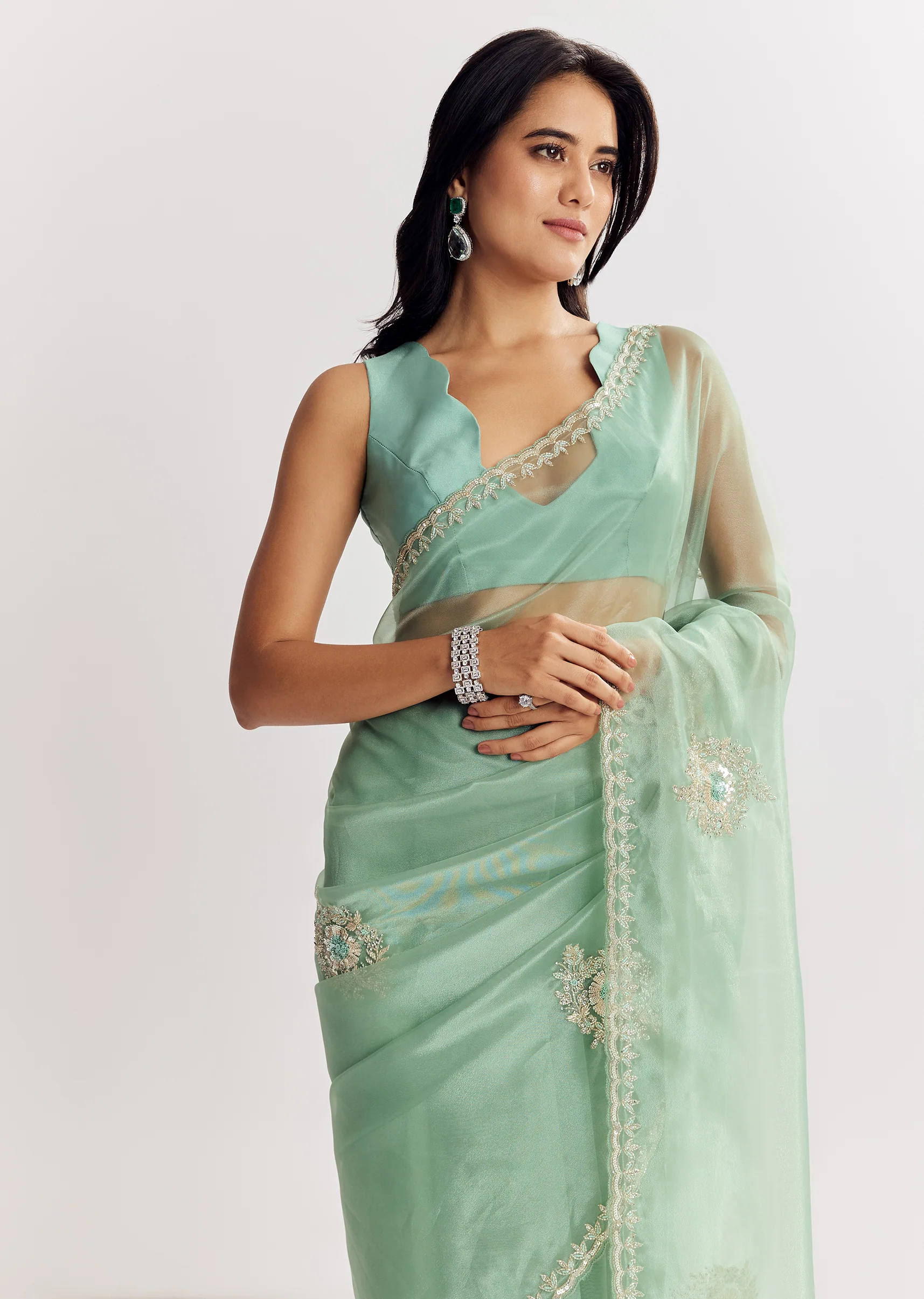 Mint Green Glass Tissue Saree With Cutdana And Sequins Embroidery - Image 4