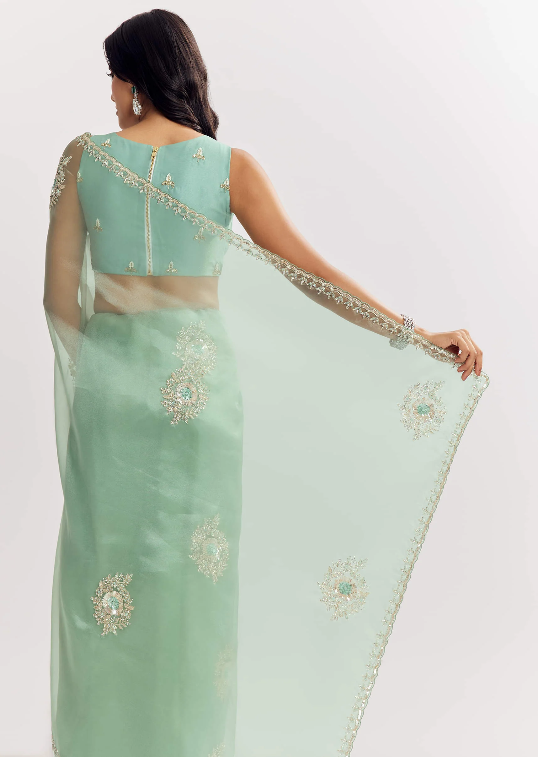 Mint Green Glass Tissue Saree With Cutdana And Sequins Embroidery - Image 5