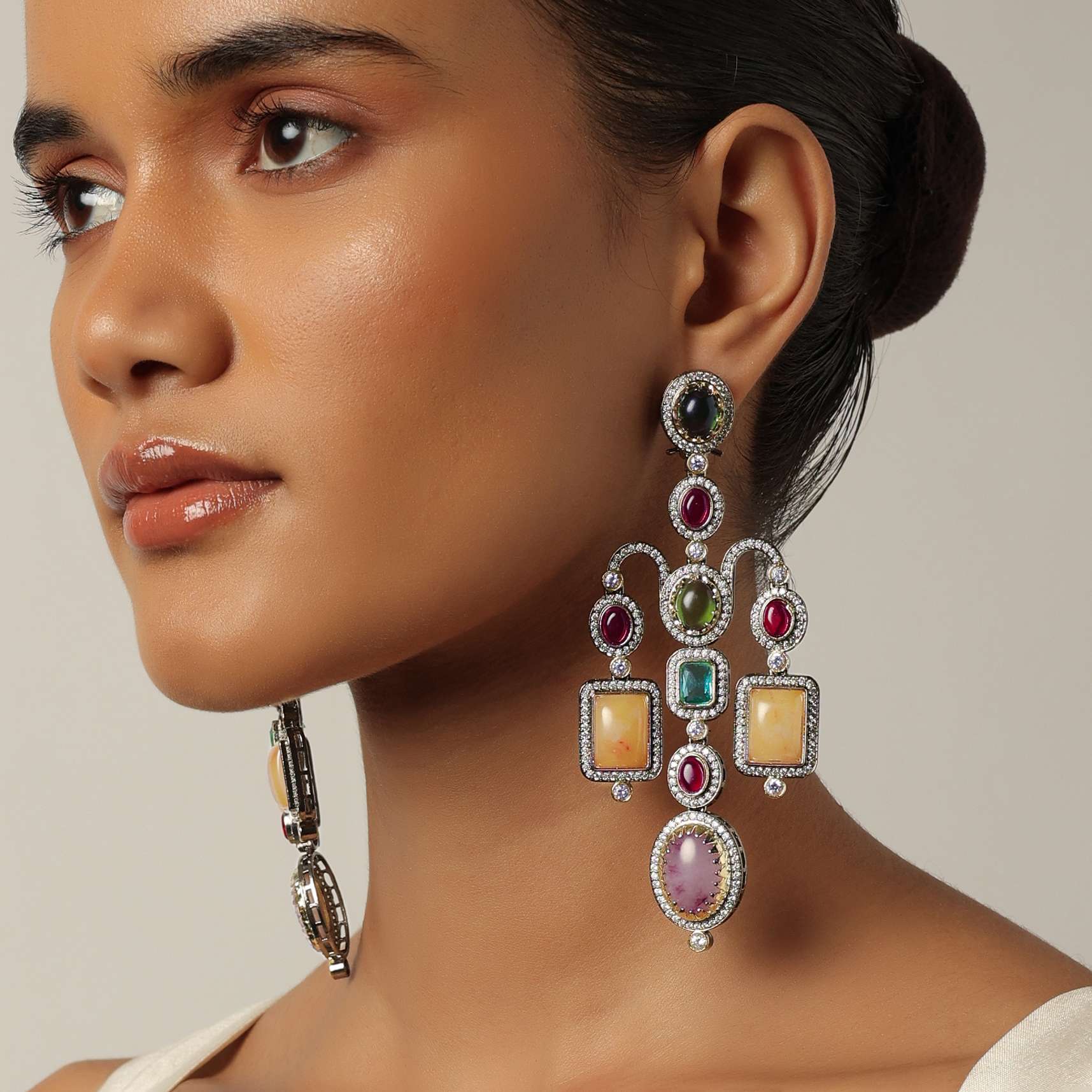 Multicolor Chandeliers With Geometric Motifs And Embedded Stones