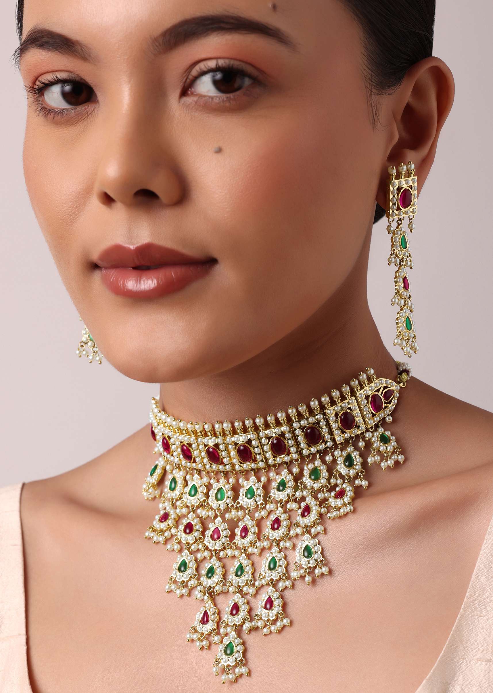 Multicolor Kundan Tiered Choker Set With Teardrop Pendants - Image 6