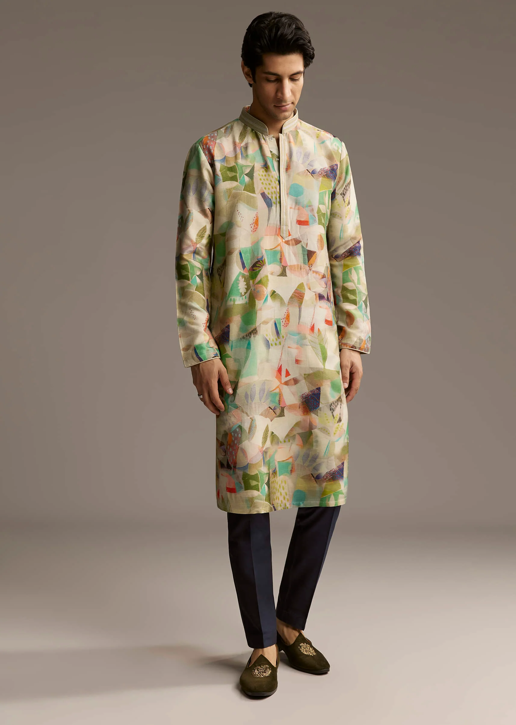 Multicolour Silk Kurta Set For Men With Abstract Geometric Print - Image 3
