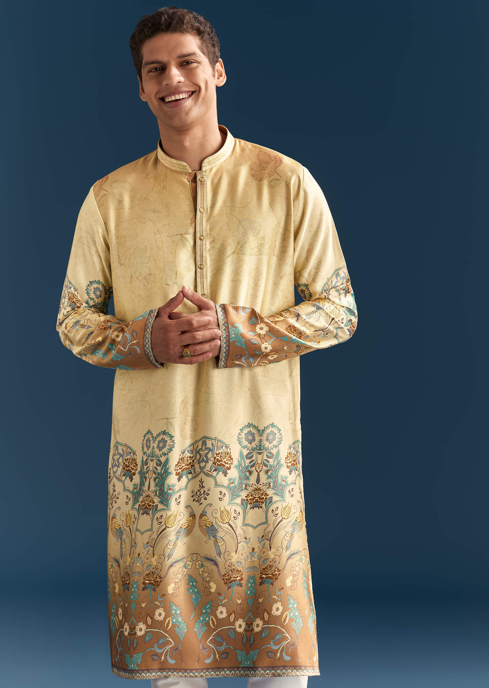 Multicolour Silk Kurta Set For Men With Abstract Print - Image 4