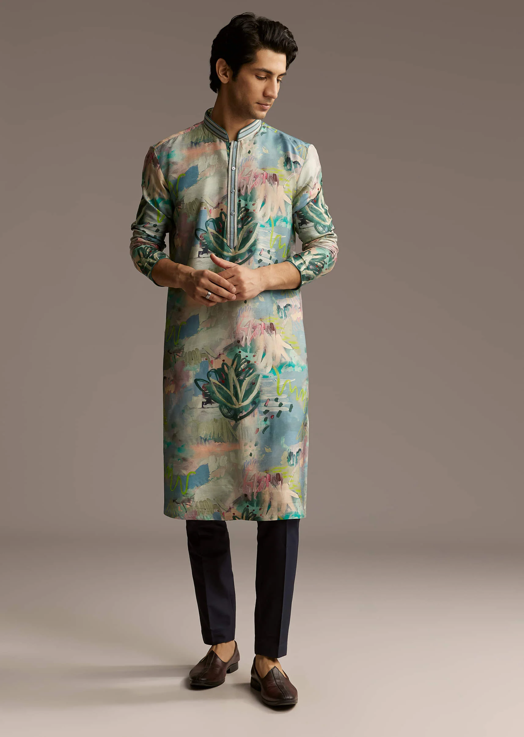 Multicolour Silk Kurta Set For Men With Artistic Brushstroke Print - Image 2