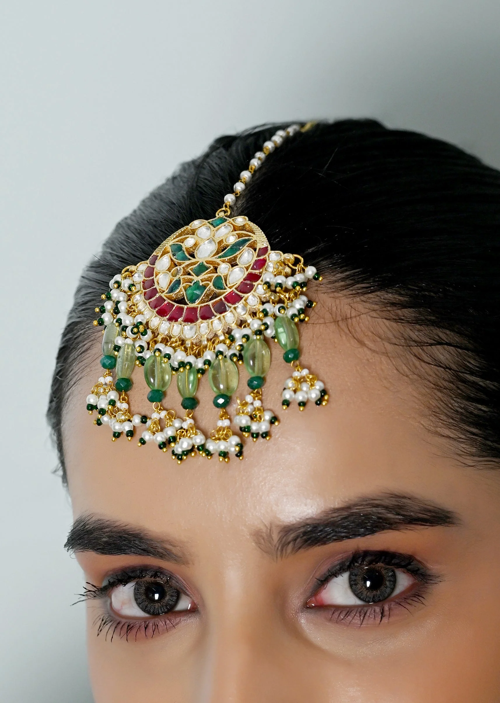 Multicolour With Gold Kundan Necklace Set With Earrings And Maang Tikka - Image 3