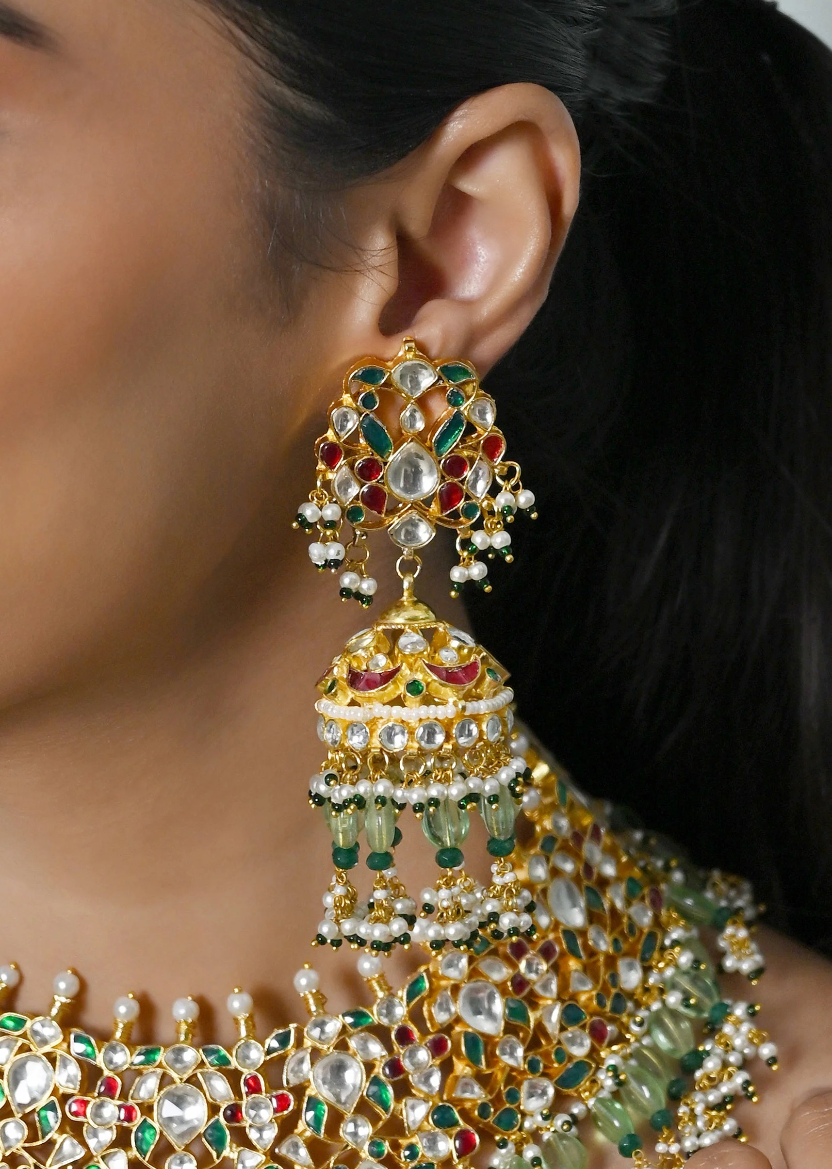 Multicolour With Gold Kundan Necklace Set With Earrings And Maang Tikka - Image 4