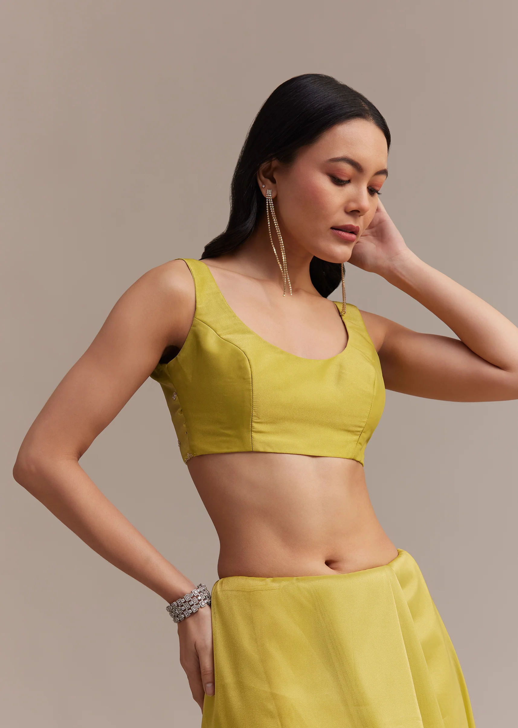Mustard Tissue Organza Saree With Sequins Embellished Border - Image 7