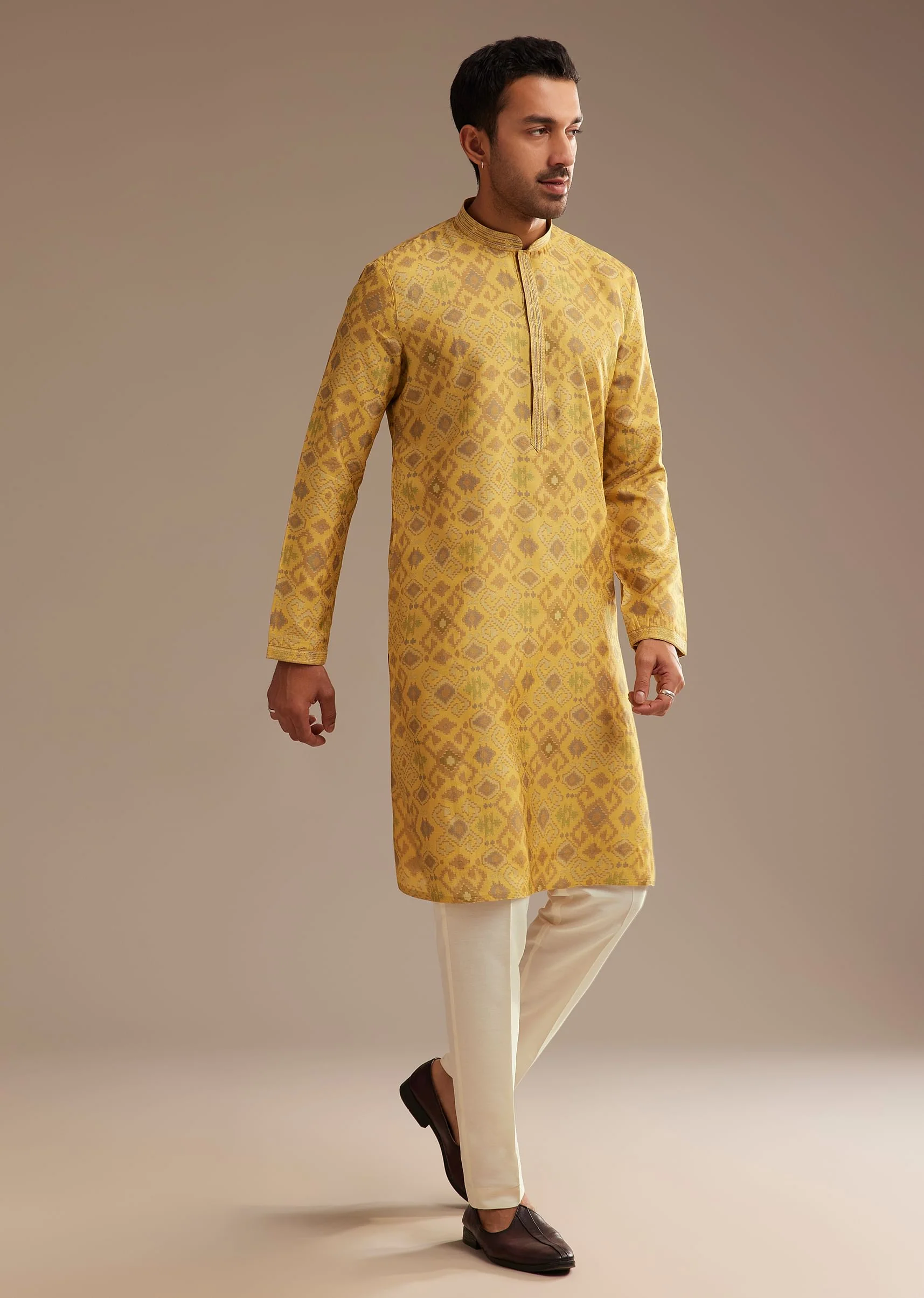 Mustard Yellow Kurta Set with Geometric Print - Image 3