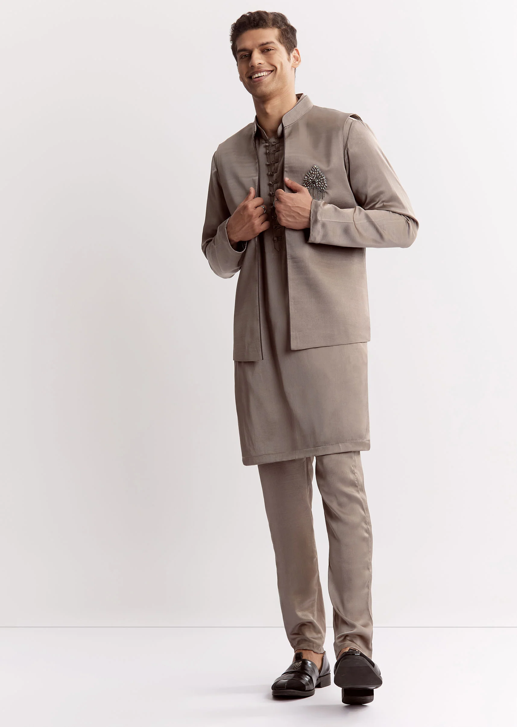 Natural Linen Kurta Jacket Set With Mandarin Collar - Image 2