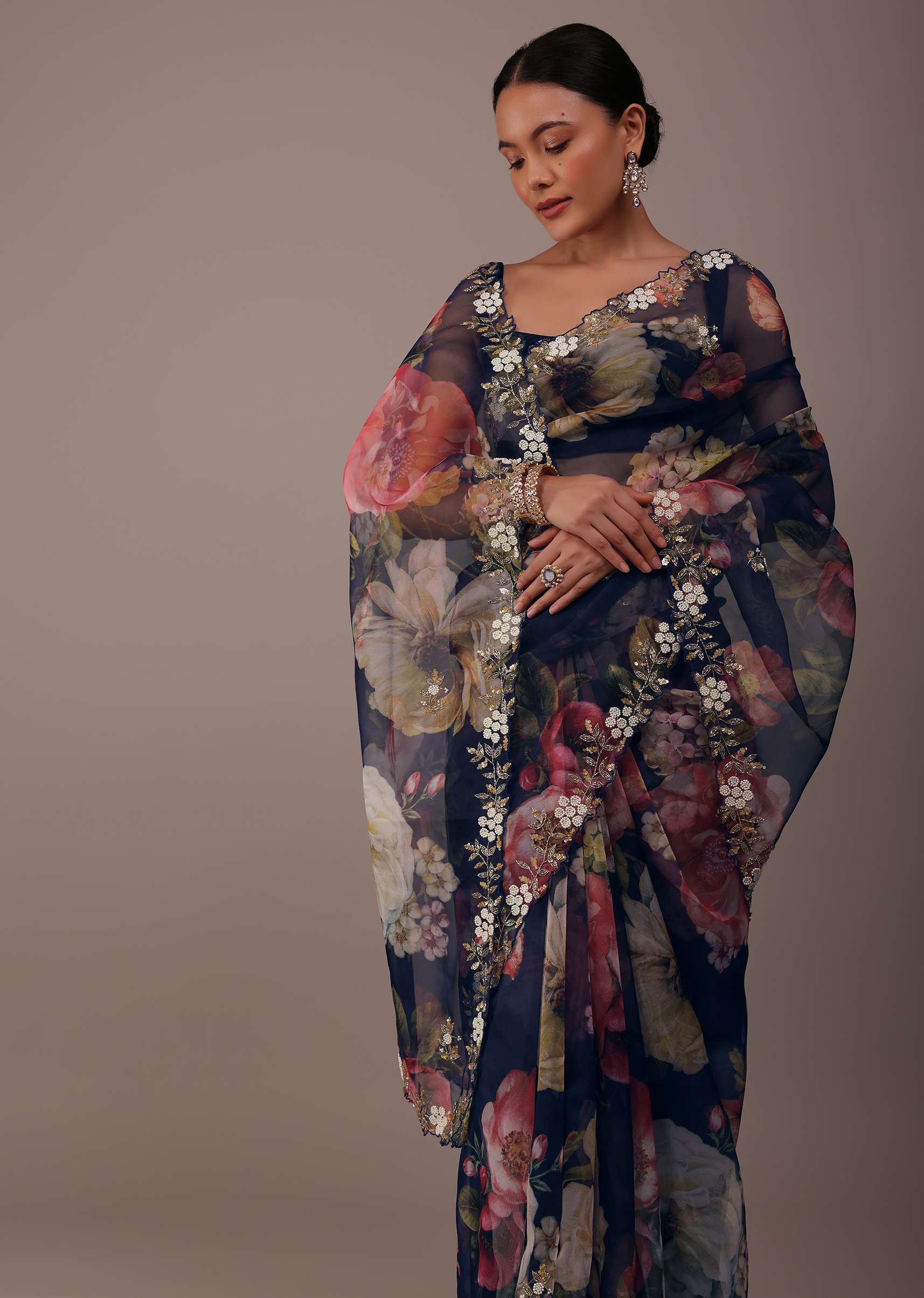 Navy blue Floral Printed Saree In Organza With Cut Dana Embroidery - Image 2