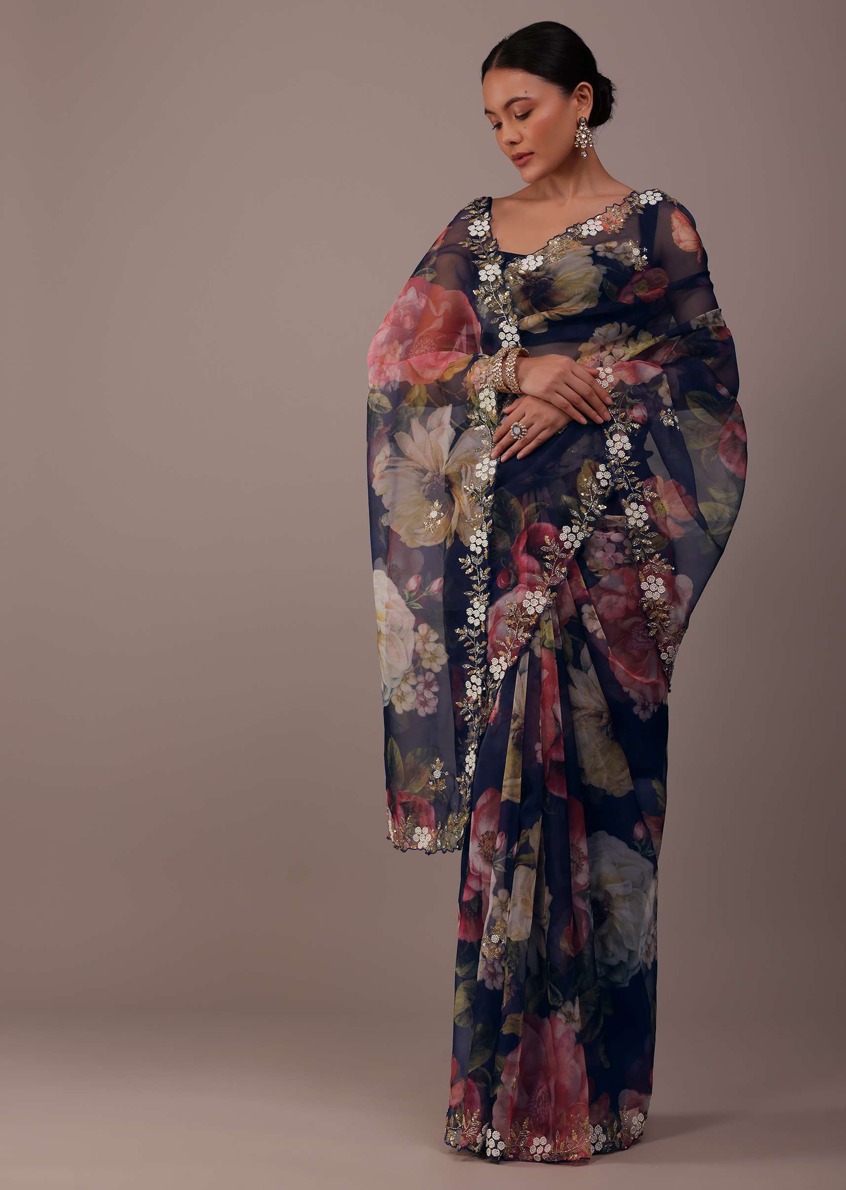 Navy blue Floral Printed Saree In Organza With Cut Dana Embroidery - Image 3