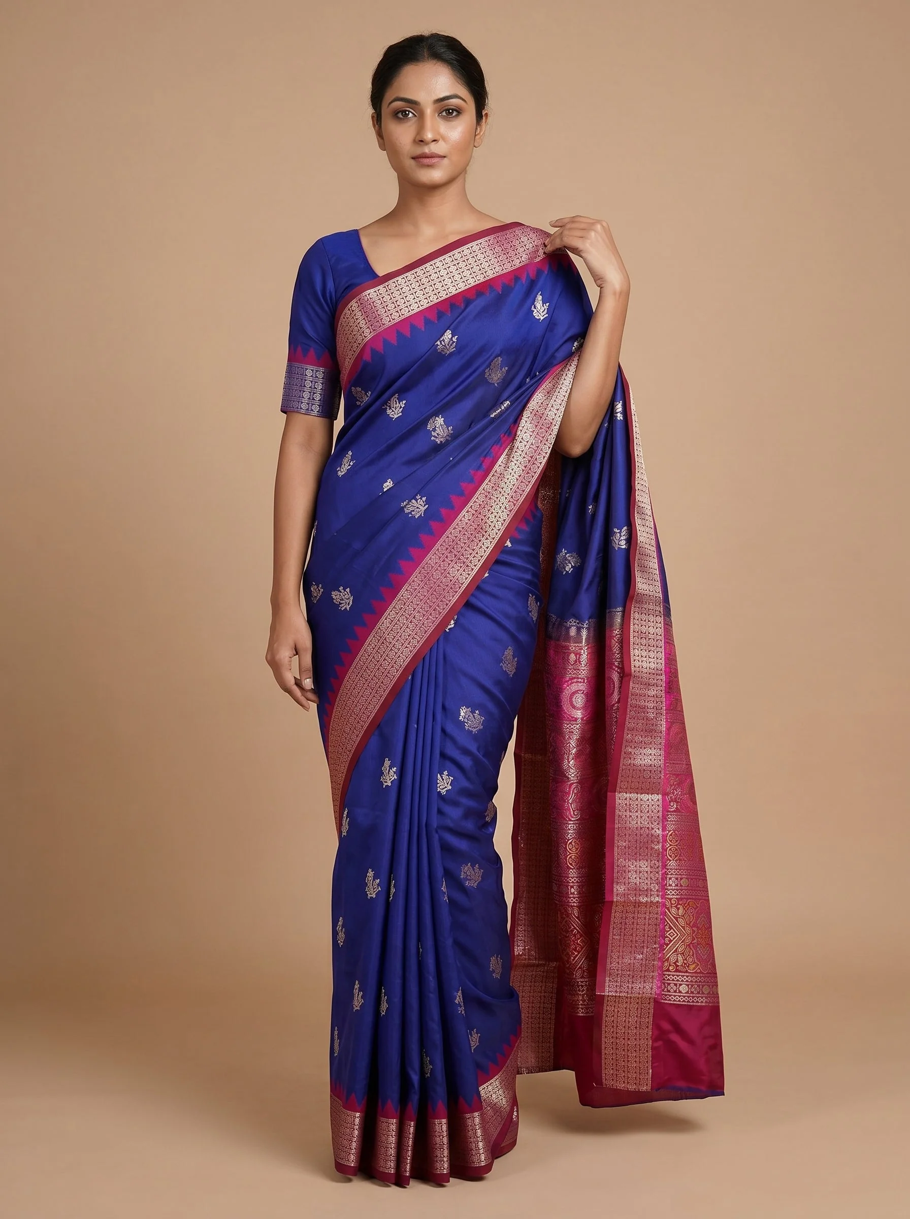 Navy Blue Midnight Flow Handloom Saree