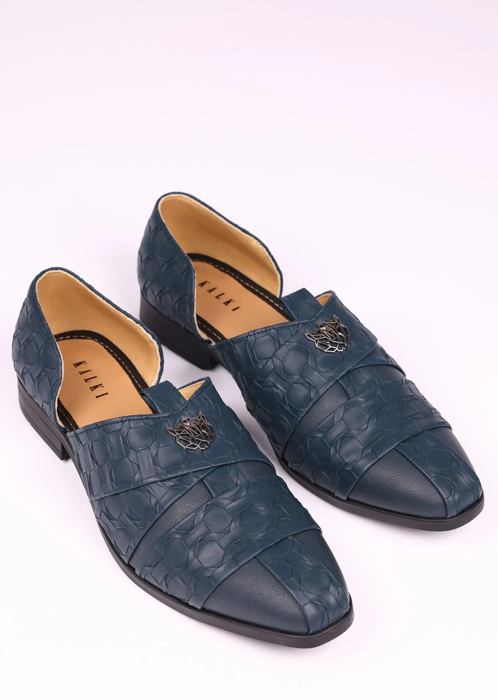 Navy Blue Vegan Leather Jutti With Criss Cross Pattern - Image 2