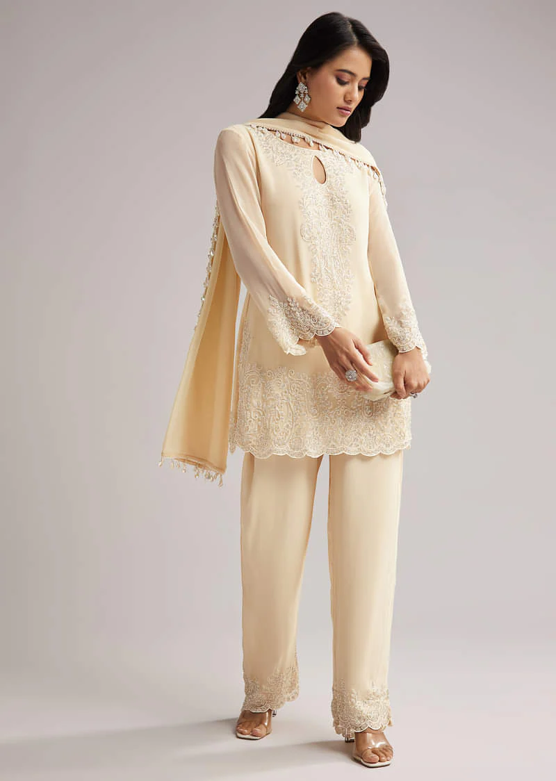 Off White Beaded Short Kurti Pant Set With Dupatta - Image 4
