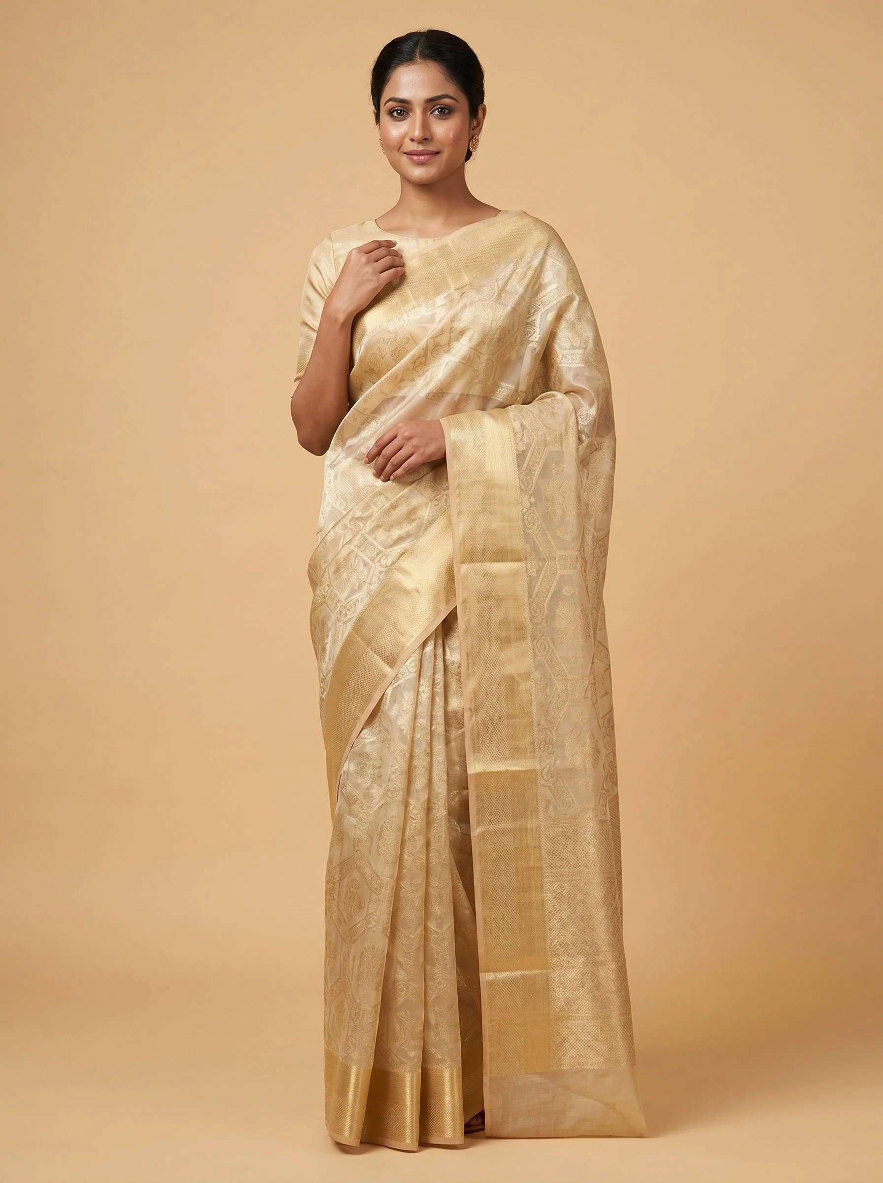 Off White Clean Finish Handloom Saree