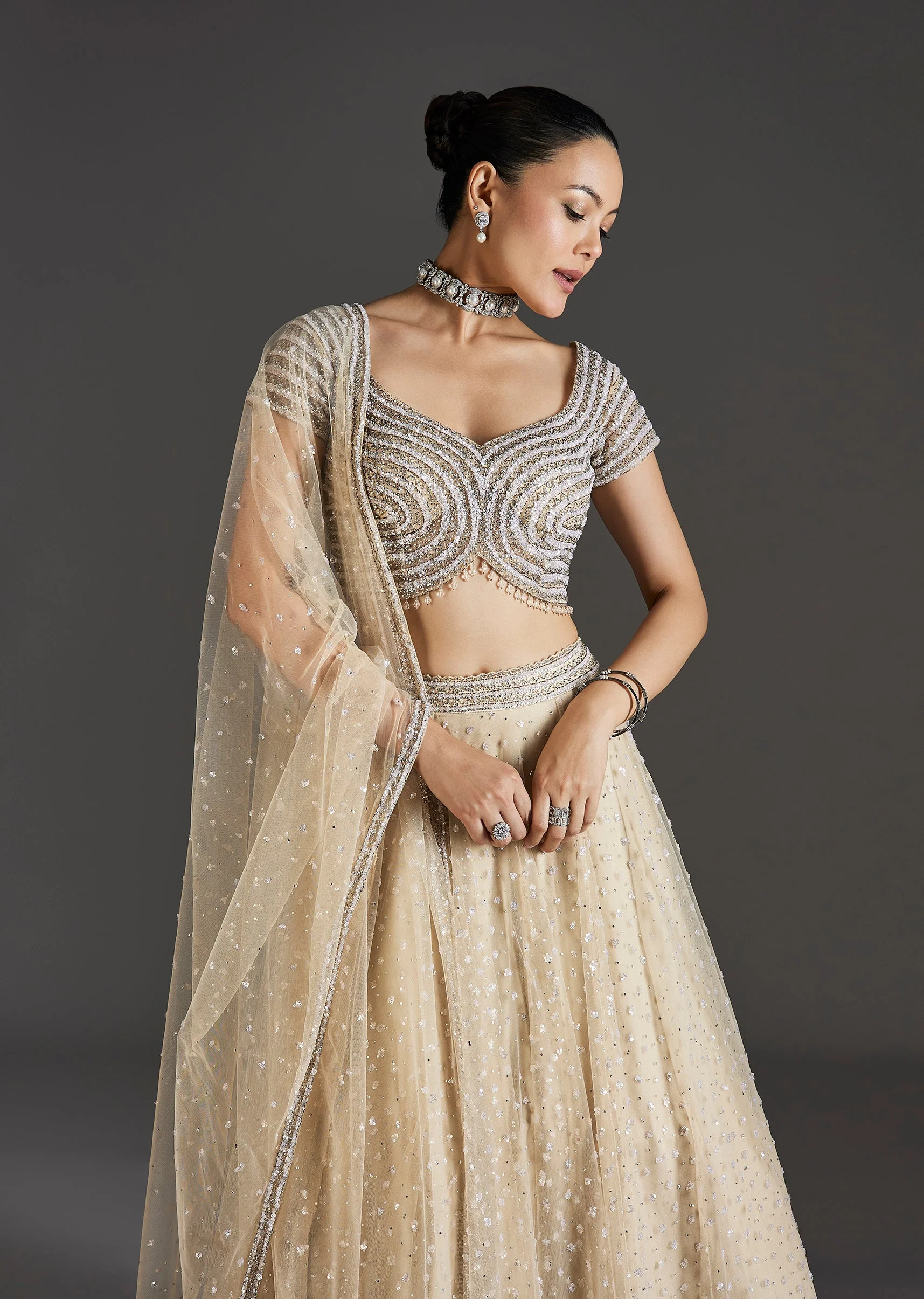 Off White Elegance With Shimmering Grace - Image 5