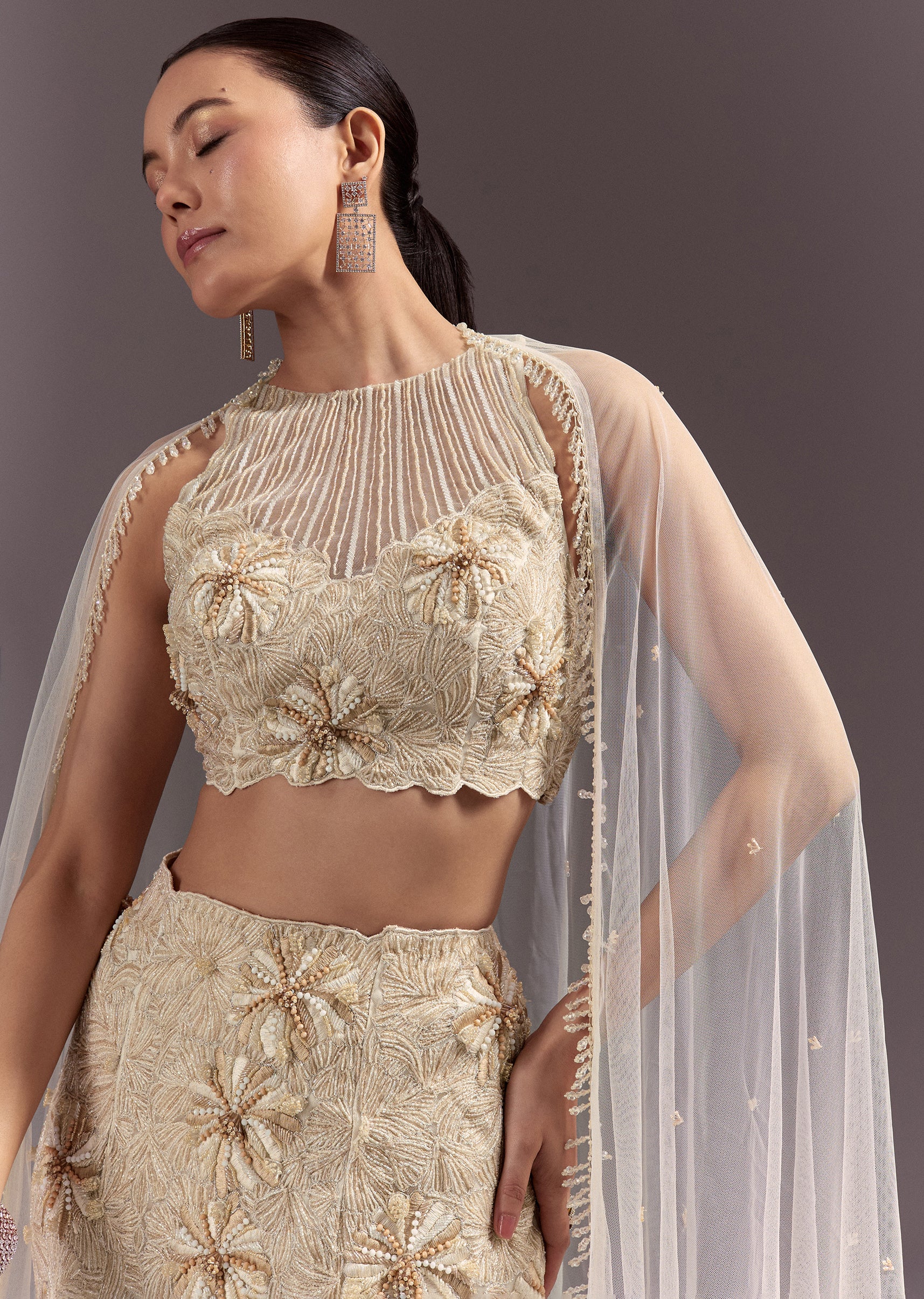 Off White Embroidered Blouse With Fish Cut Skirt And Dupatta - Image 3