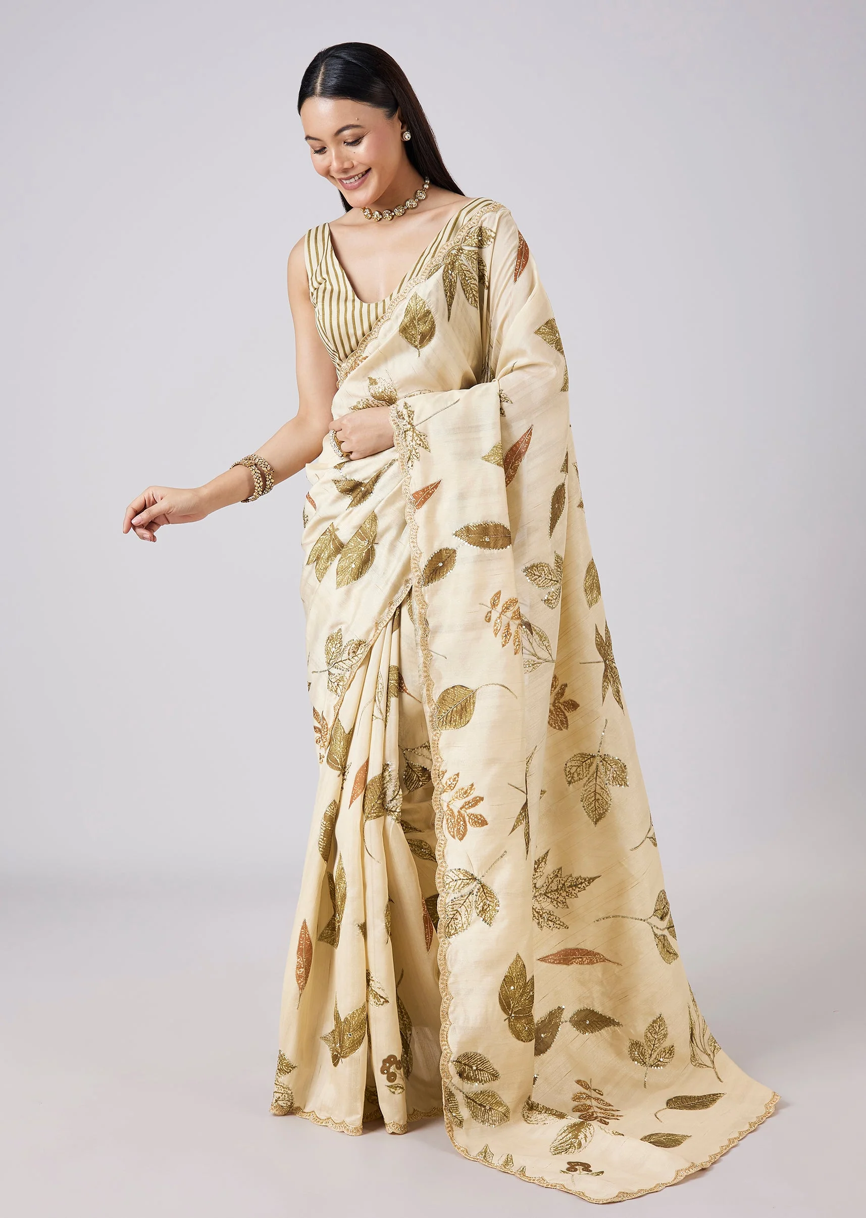 Off White Floral Printed Saree with Blouse