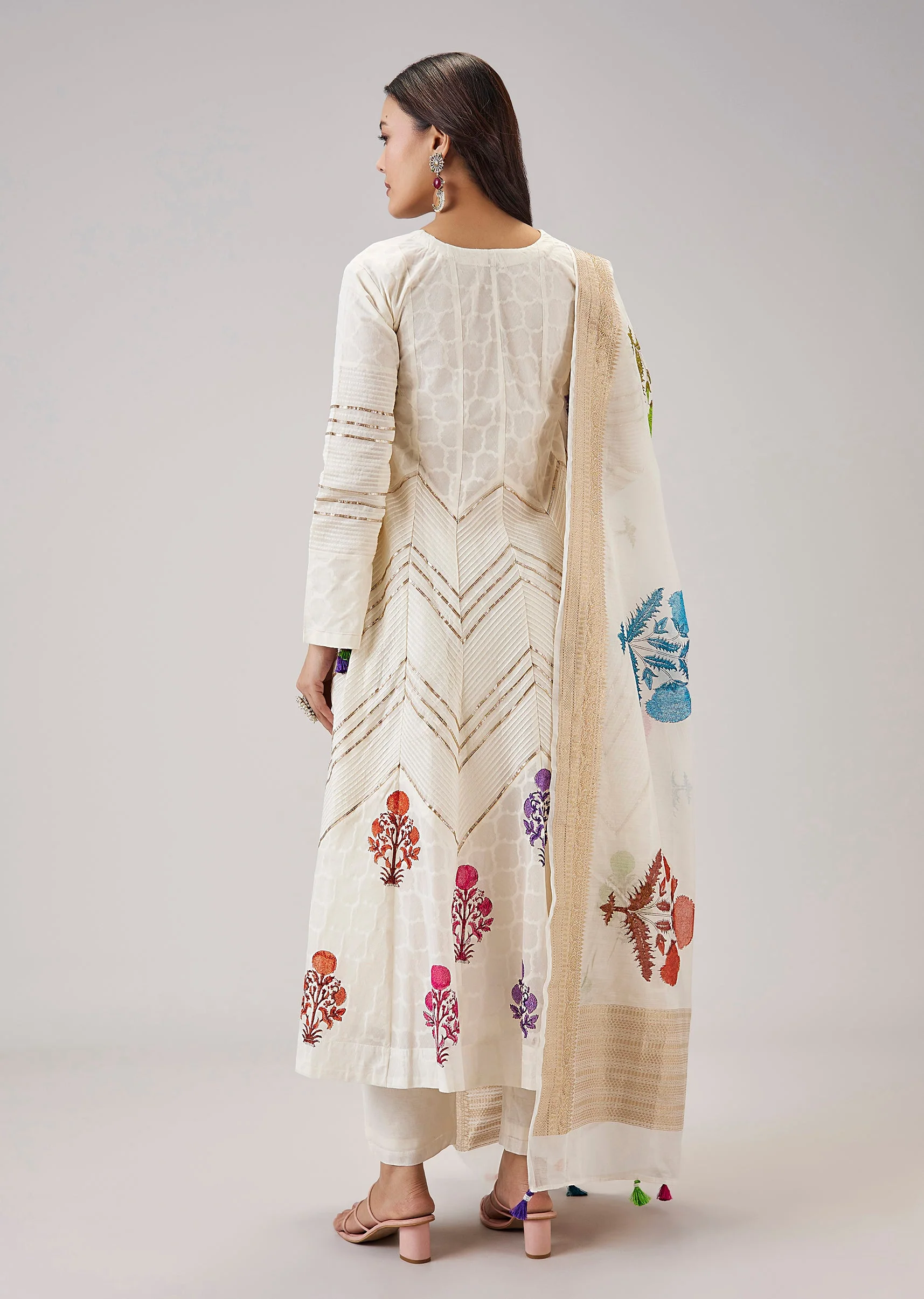 Off White Hand Block Print Anarkali With Gotta Lace Work - Image 5
