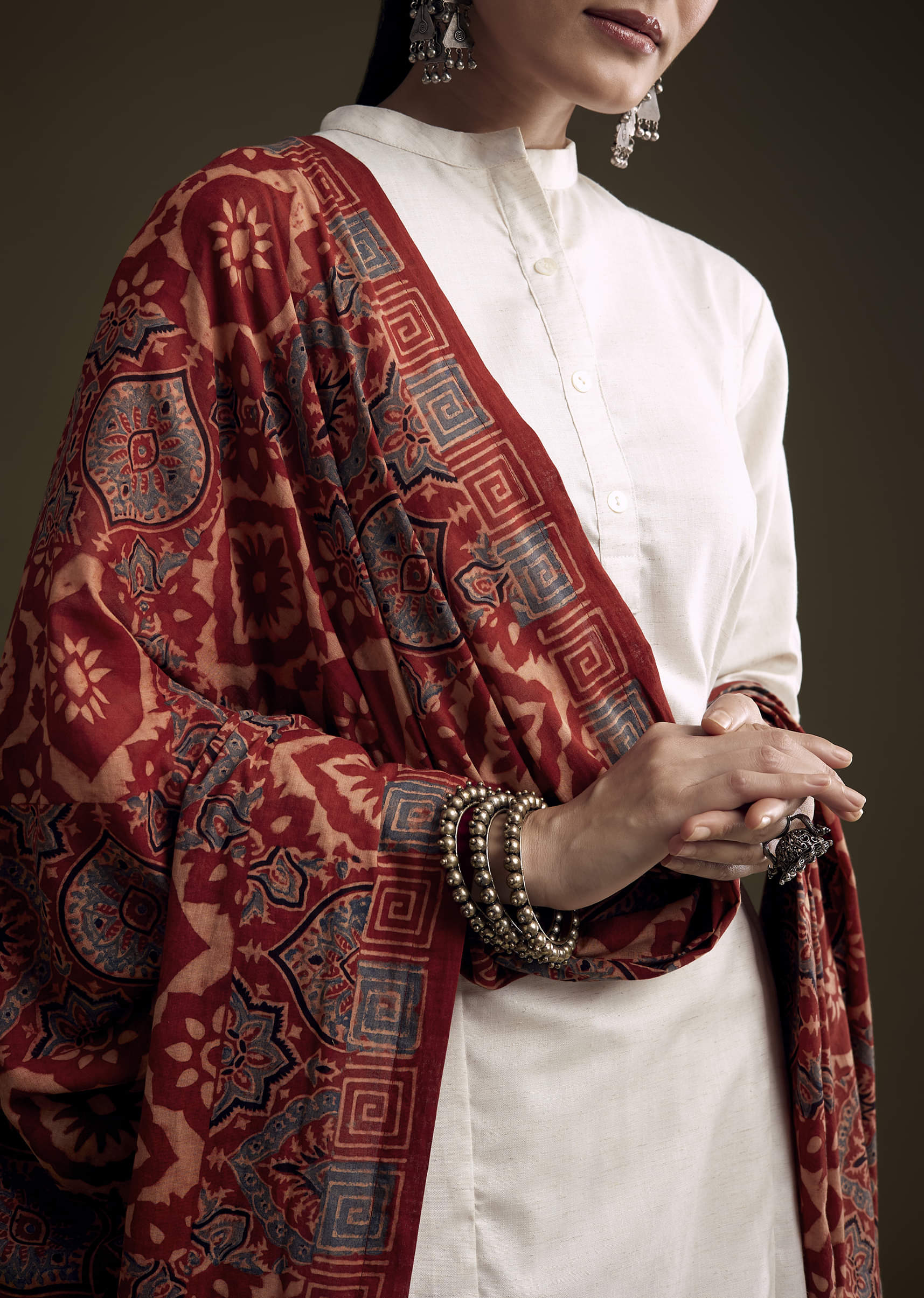Off White Khadi Dhoti Suit With Red Hand Dyed Ajrakh Dupatta - Image 2