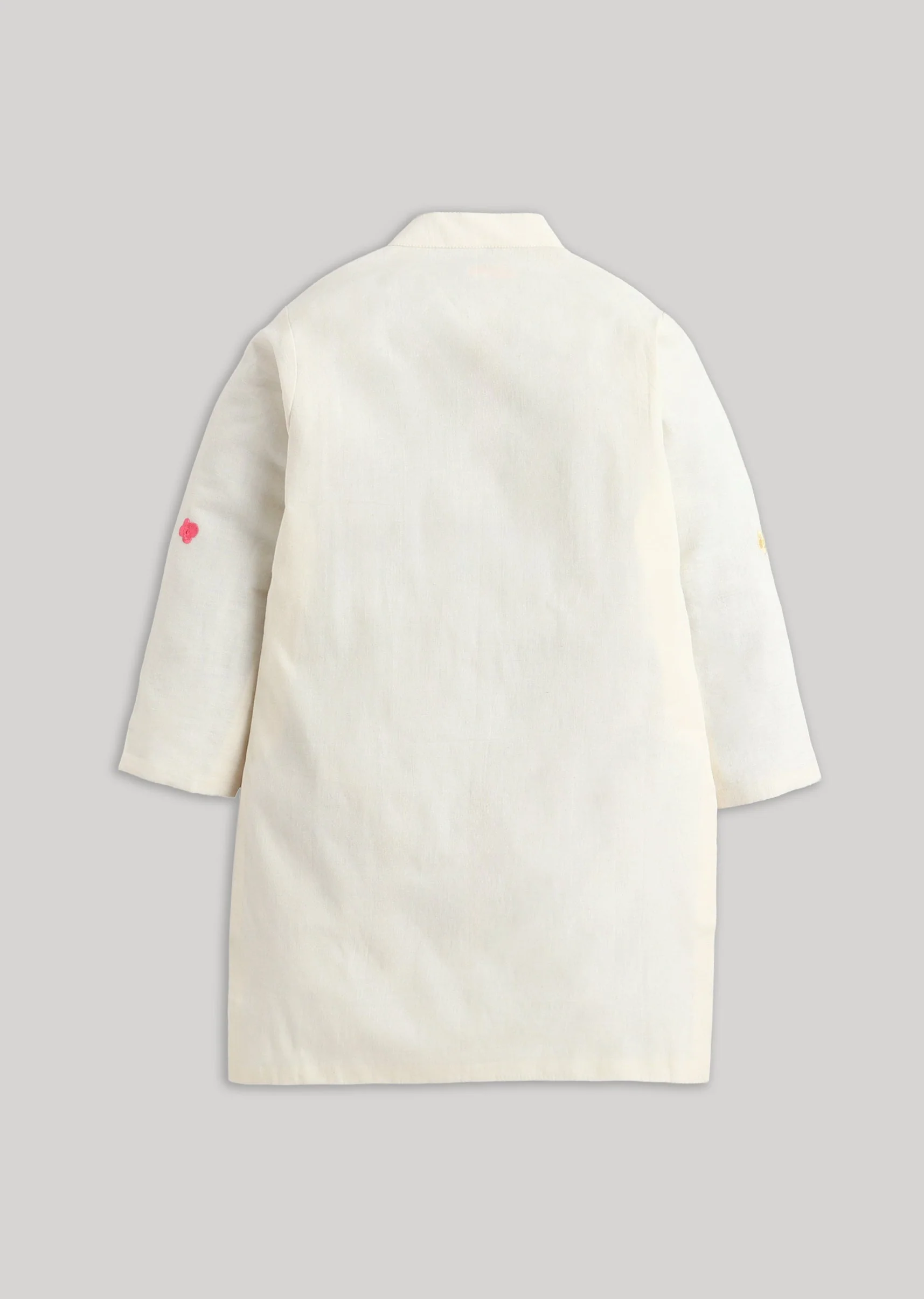 Off White Kurta Set With Embroidery And Multicolour Accents - Image 4