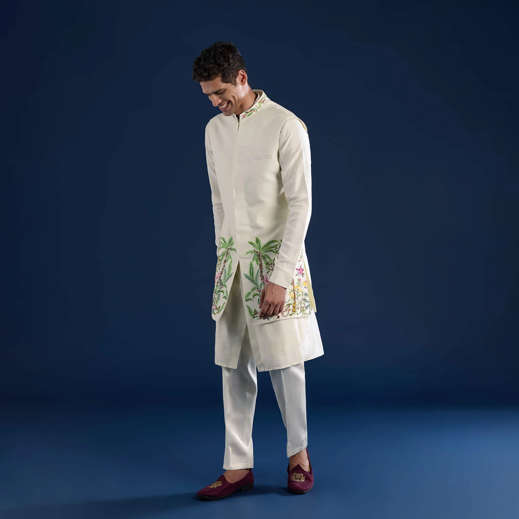 Off White Mens Silk Jacket Kurta Set with Resham Embroidery - Image 4