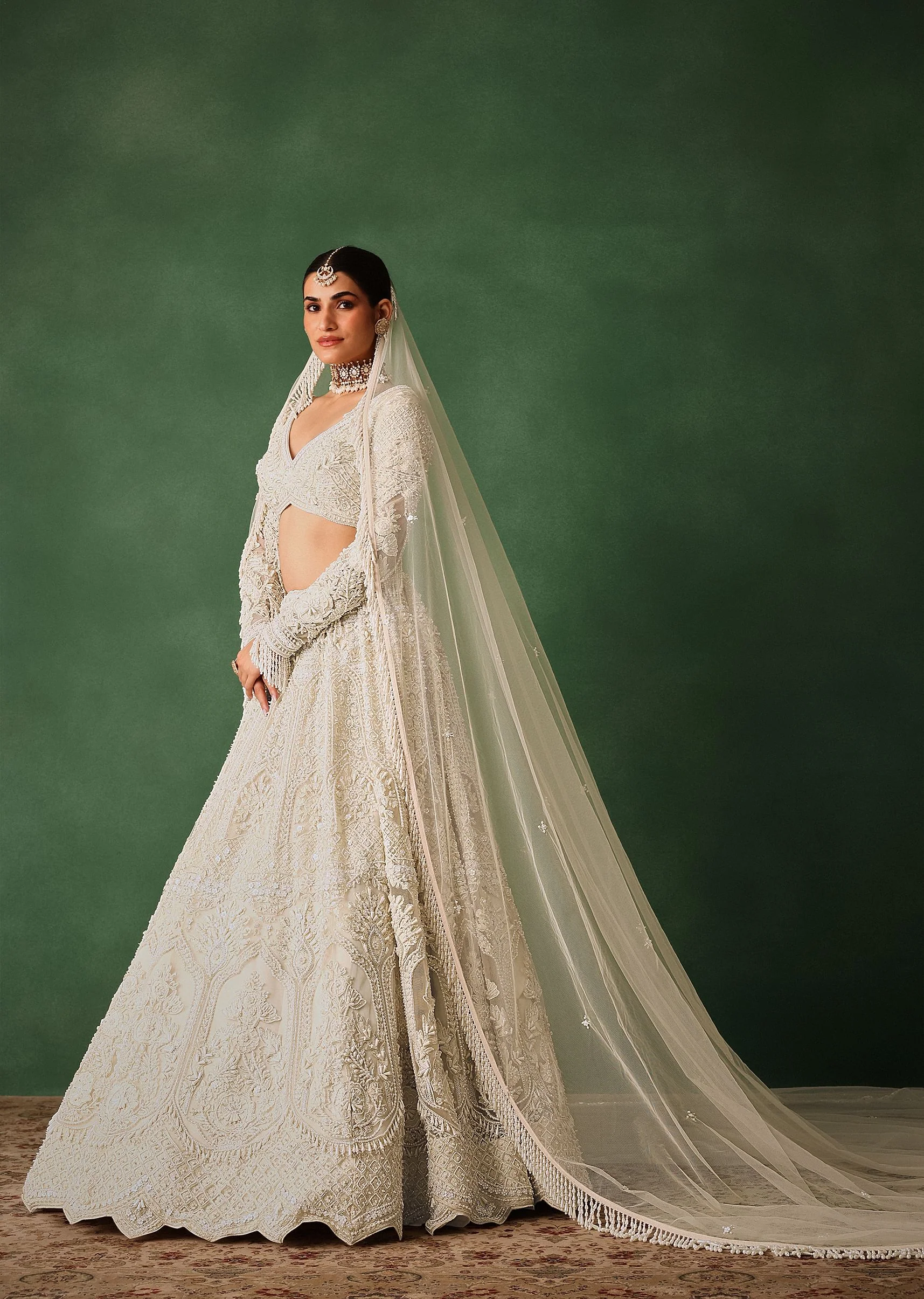 Off White Pearl Embroidered Lehenga Set With Dupatta - Image 6