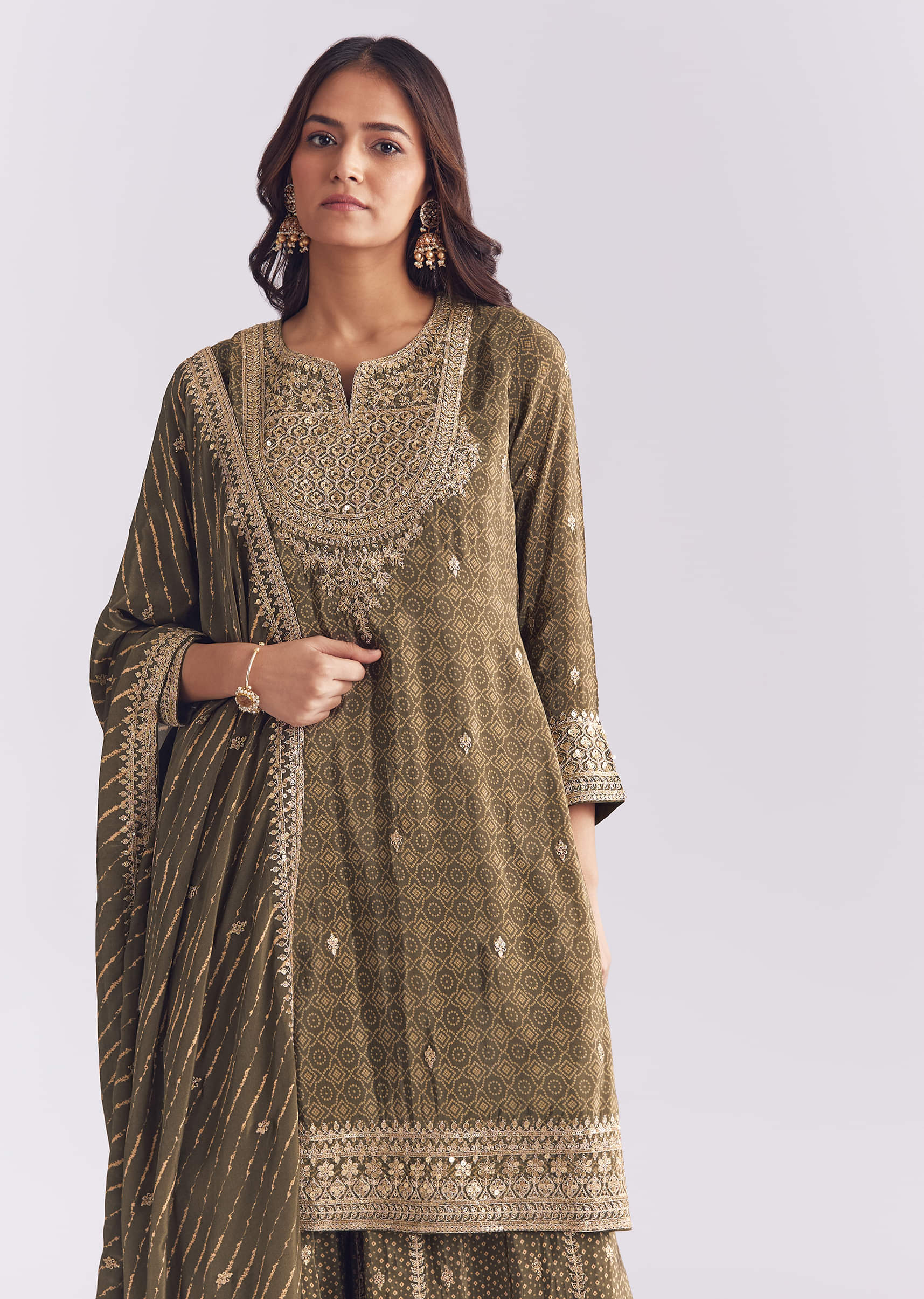 Olive Crepe Bandhani Palazzo Suit With Zari And Sequins Work - Image 4