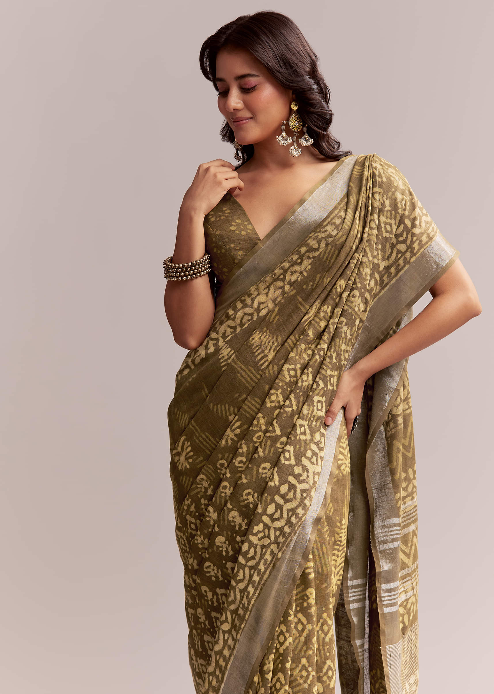 Olive Green Linen Printed Saree With Heritage Ajrakh Geometric Print - Image 5
