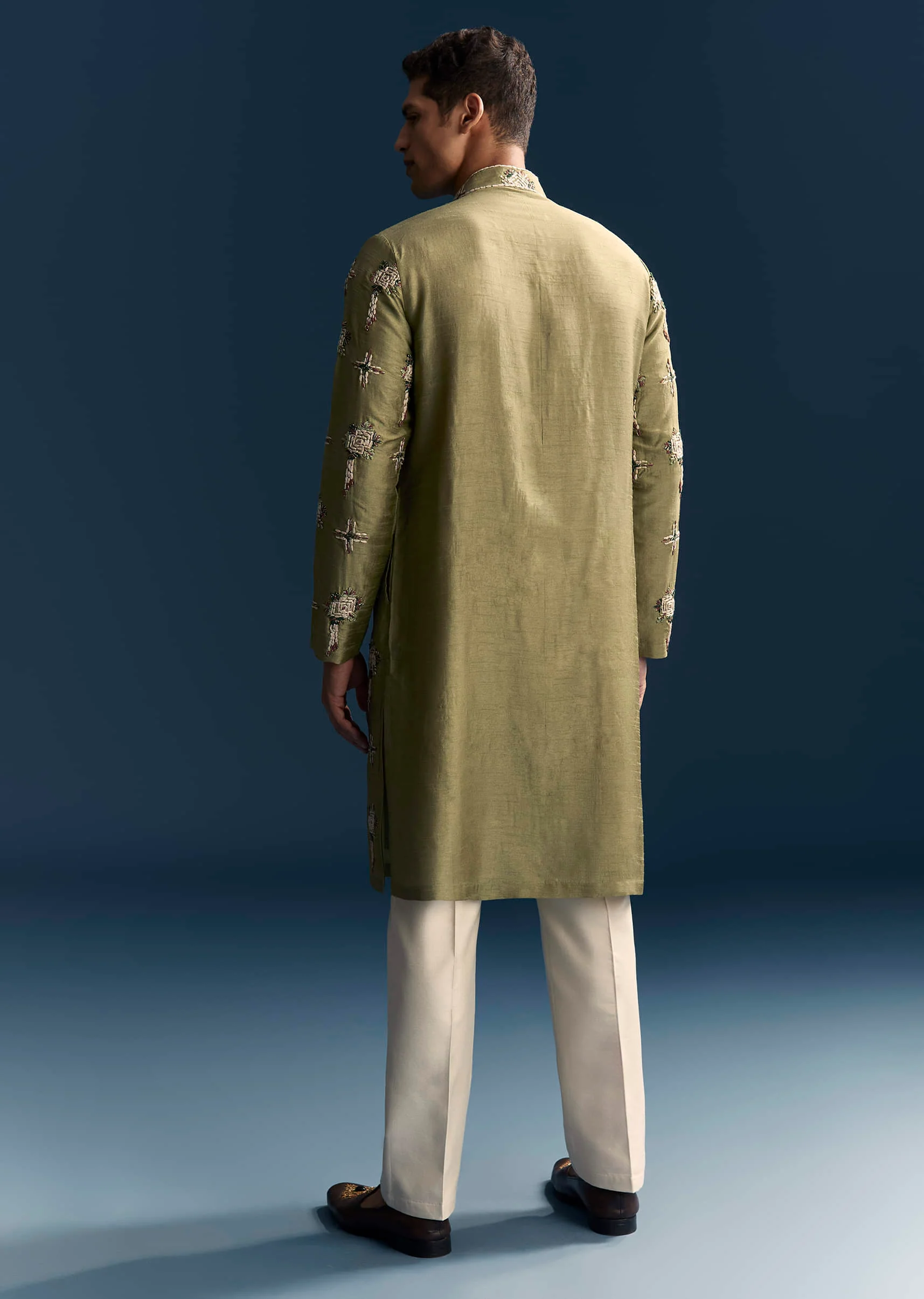 Olive Kurta Set For Men With Floral Thread Embroidery - Image 3