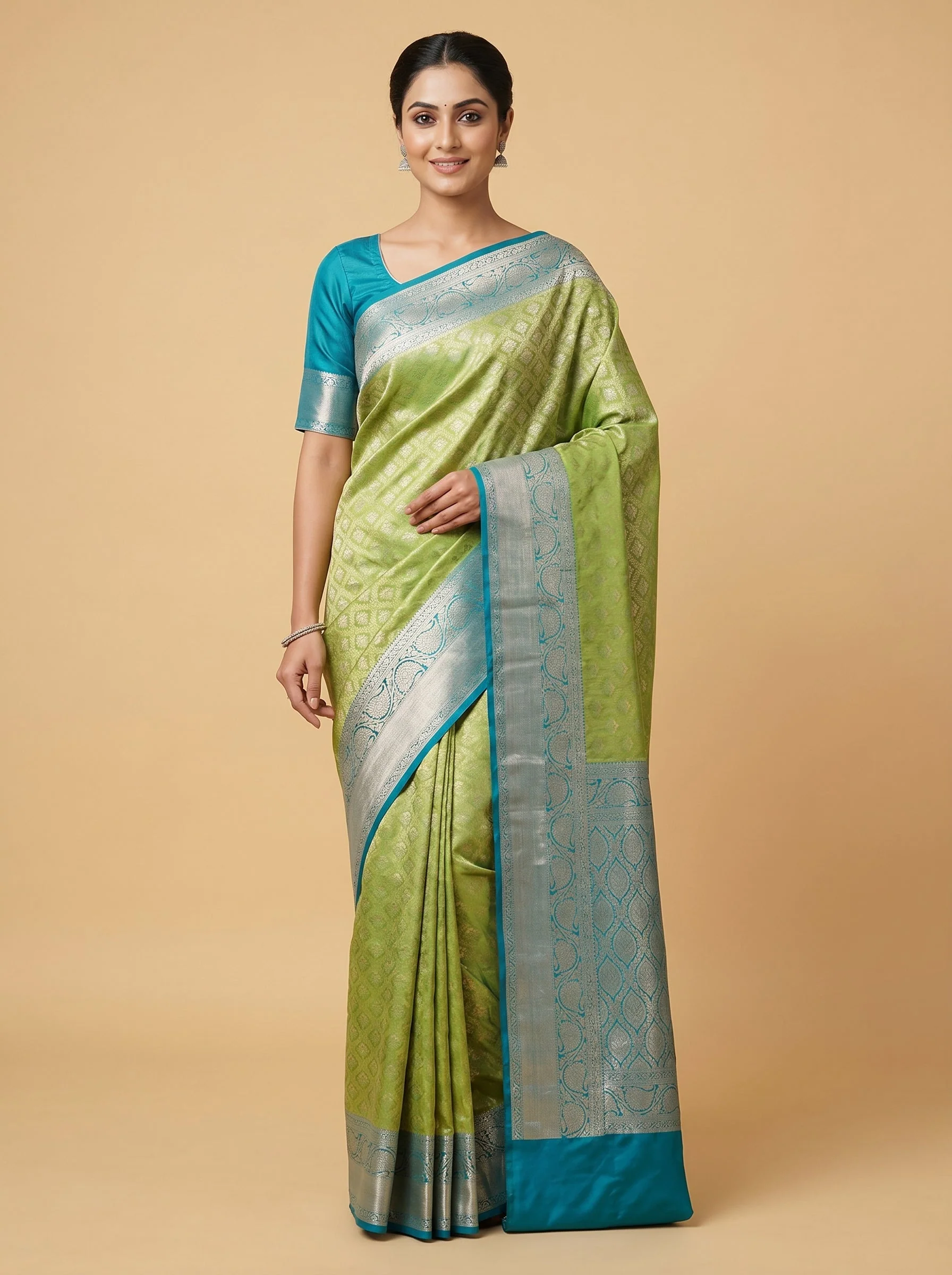 Parrot Green Vibrant Handloom Saree