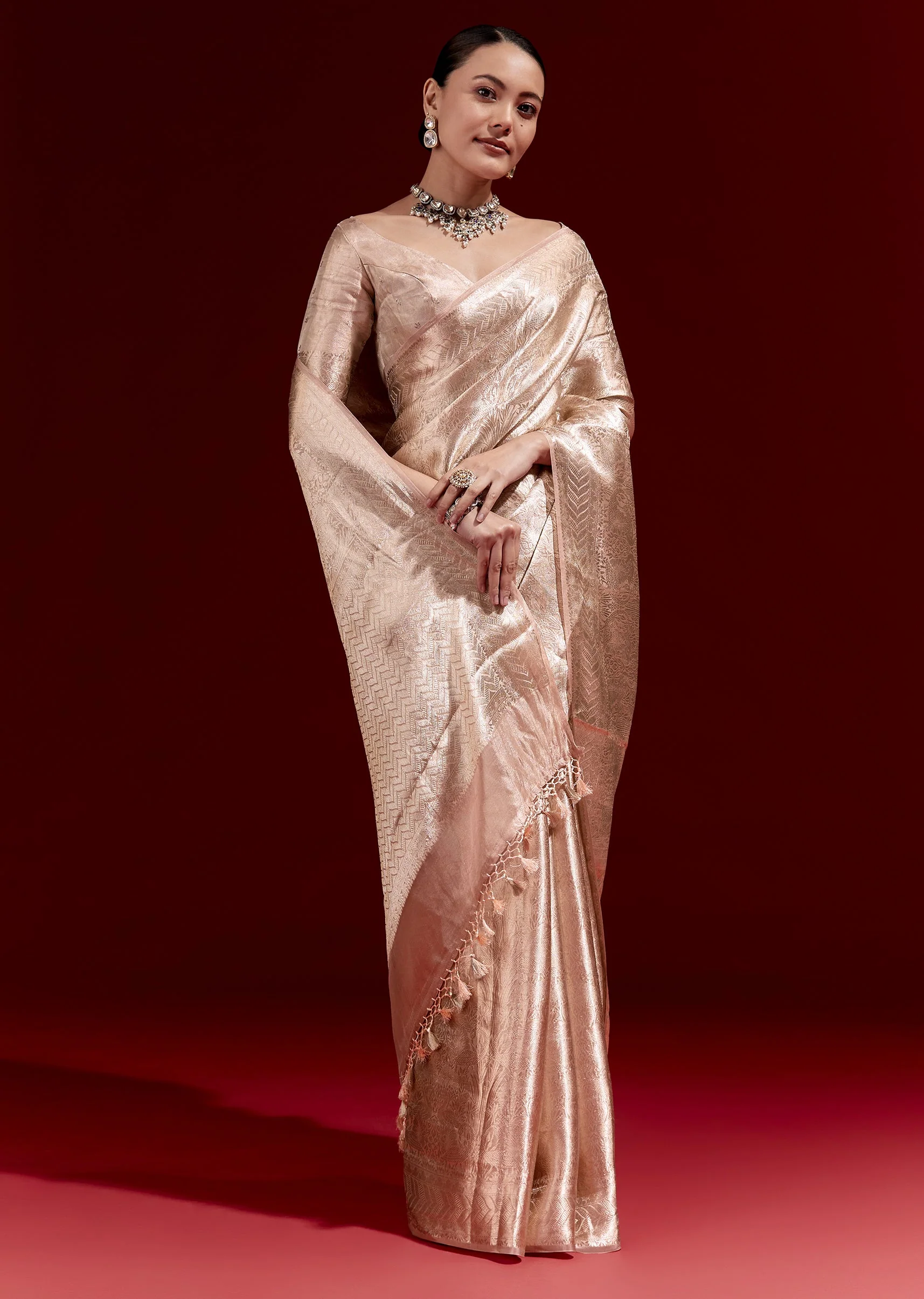 Peach Banarasi Tissue Saree With All Over Floral Zari Weave - Image 3