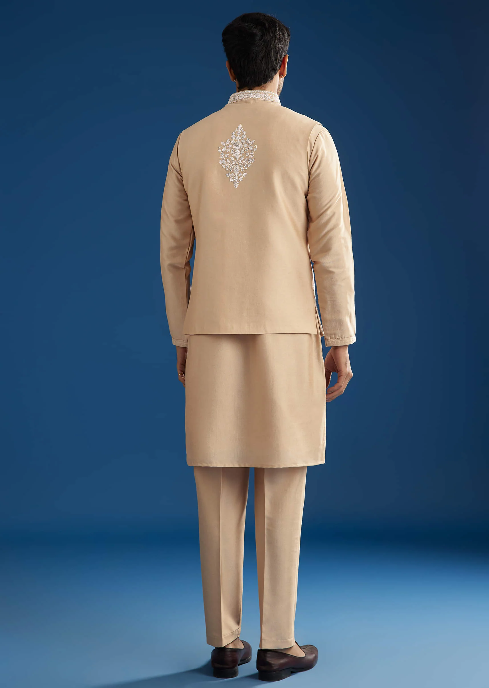 Peach Cotton Silk Jacket Kurta Set With Mirror And Dori Work - Image 5