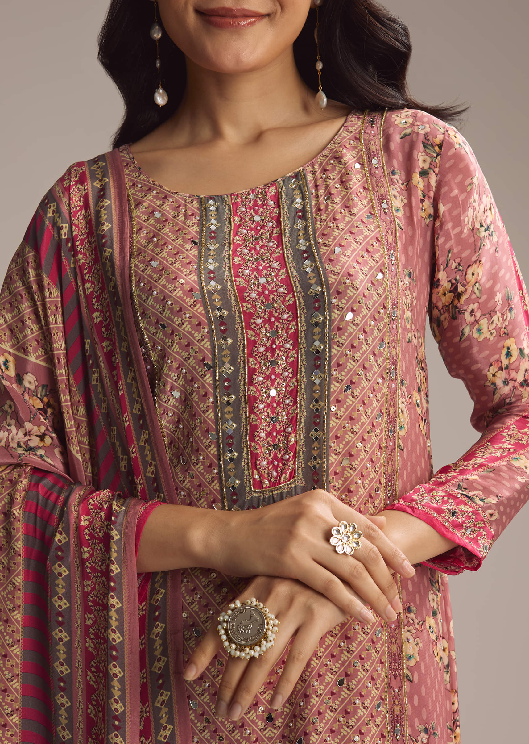 Peach Crepe Kurta Set With Floral Print - Image 2