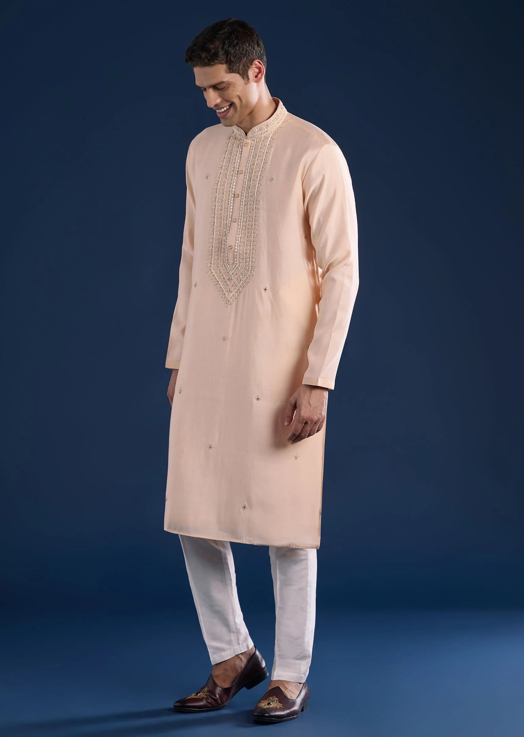 Peach Mirror Embellished Kurta Set - Image 4