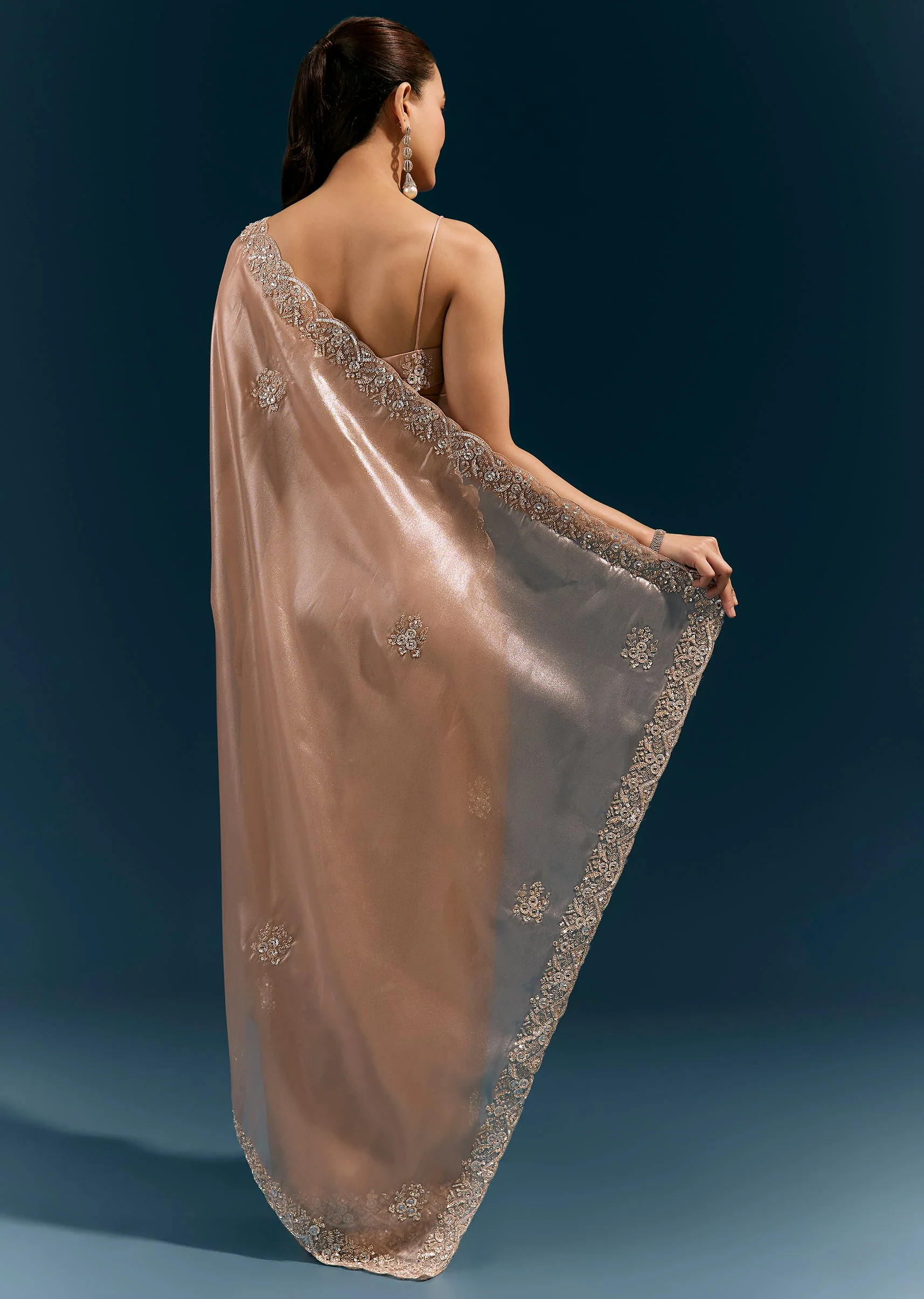Peach Net Saree With Scalloped Cutda And Sequin Embroidered Border - Image 4