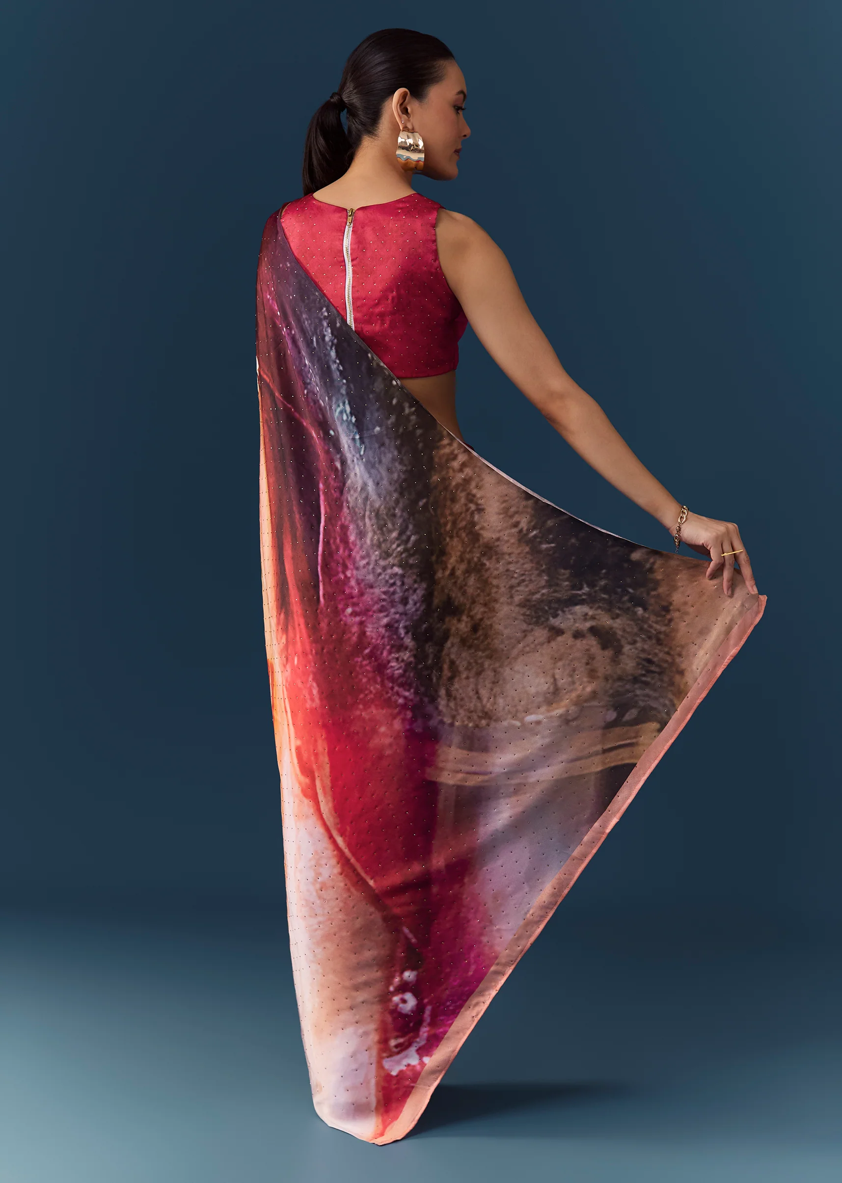Peach Printed Saree with Blouse Fabric - Image 5