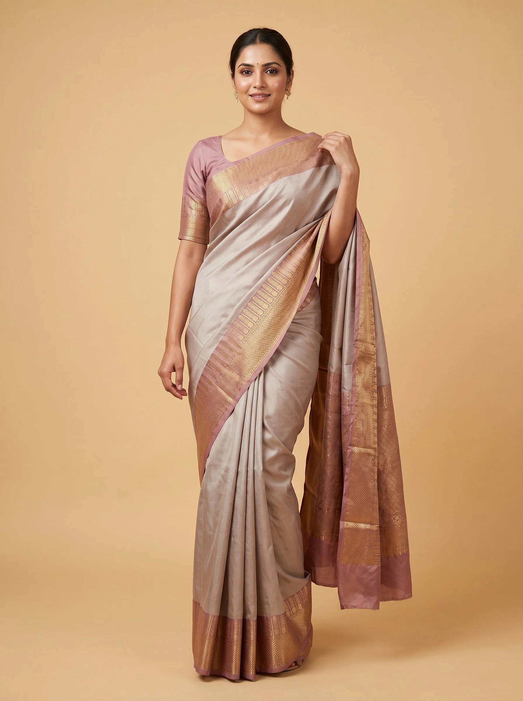Peach Shaded Subtle Glow Handloom Saree