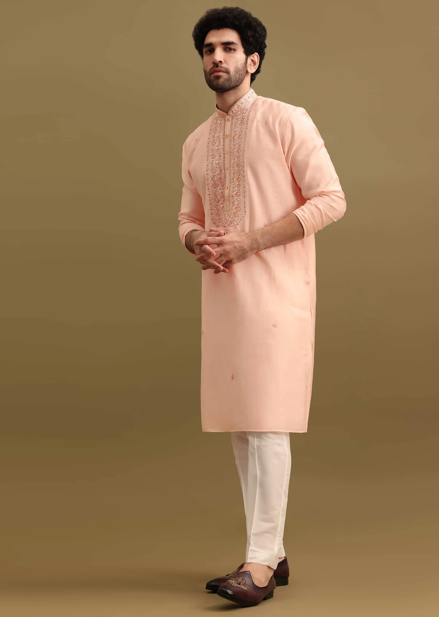 Peach Silk Kurta Set With Zari Work For Men - Image 3