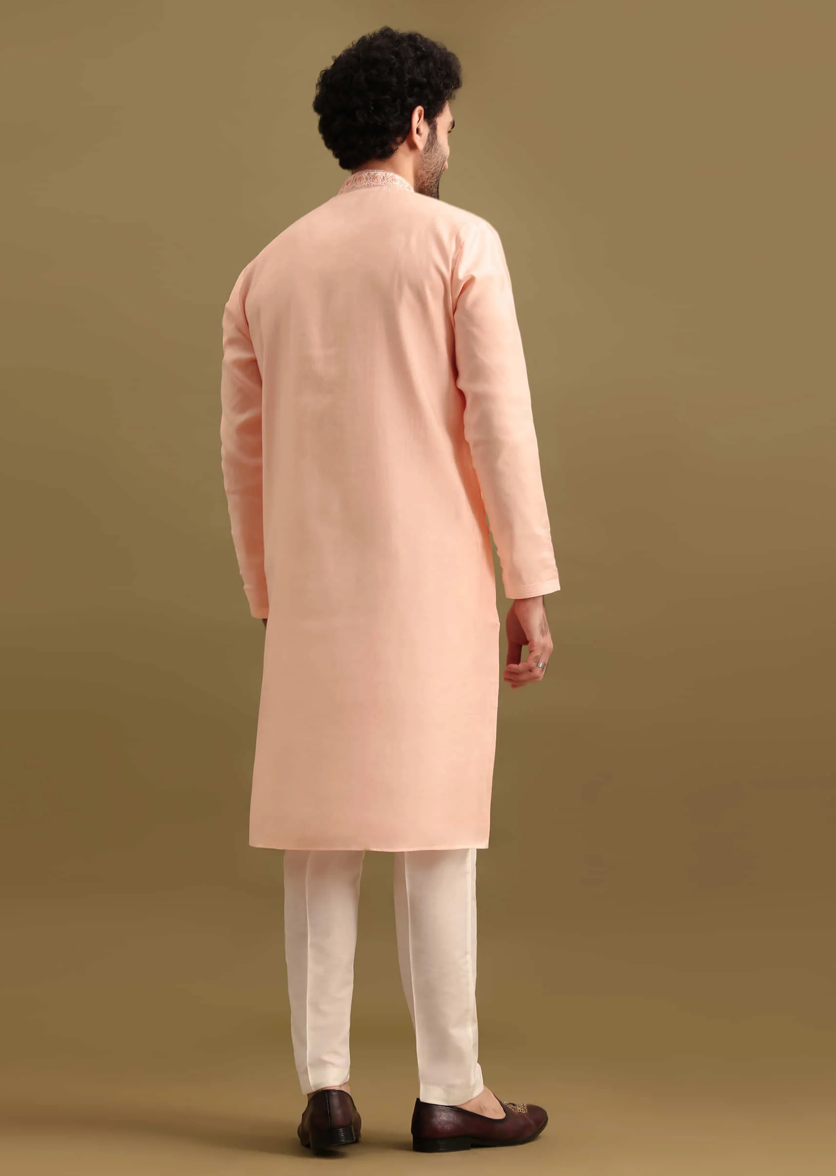 Peach Silk Kurta Set With Zari Work For Men - Image 5