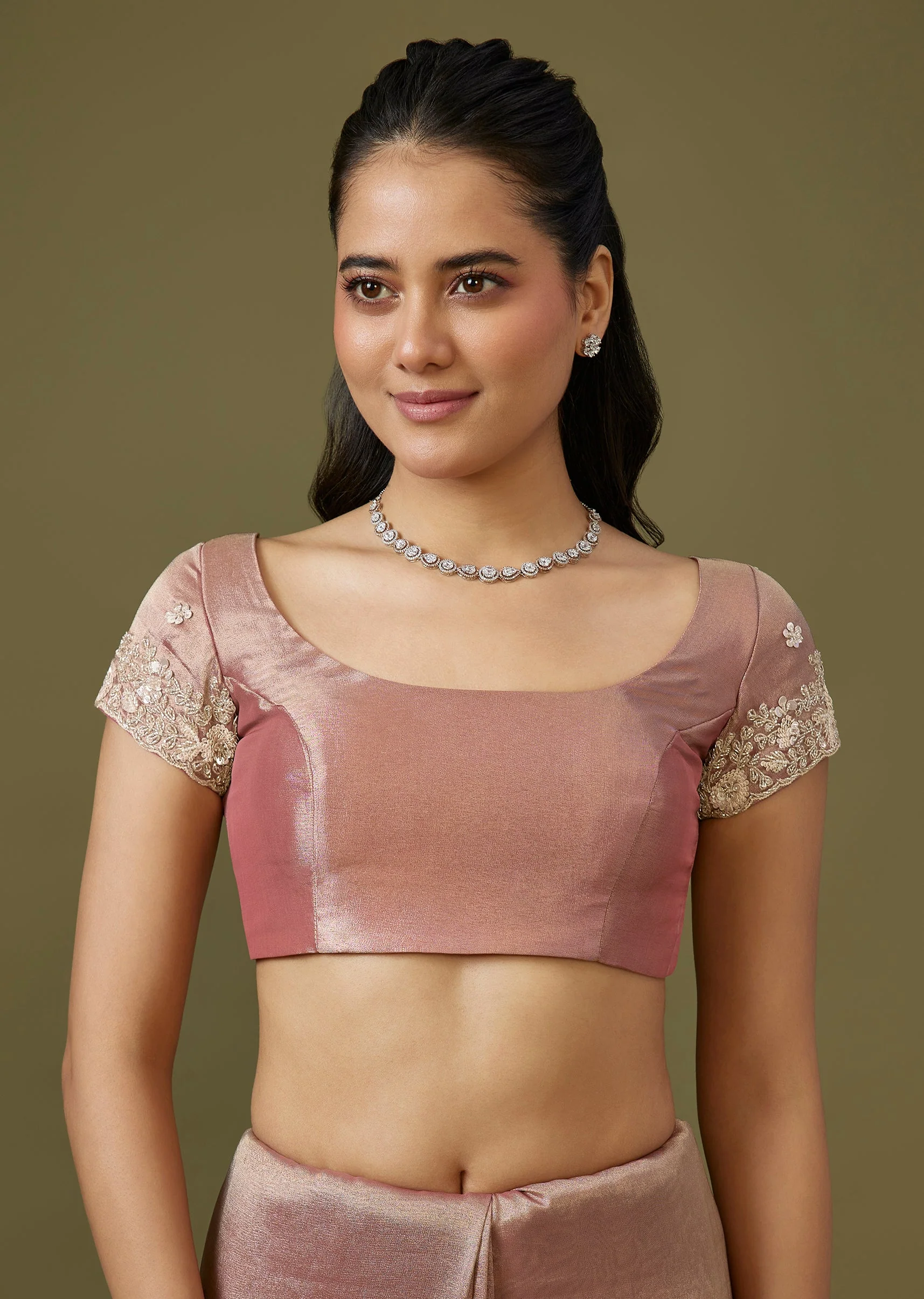Peach Tissue Saree With Heavy Floral Border And Cutwork - Image 7