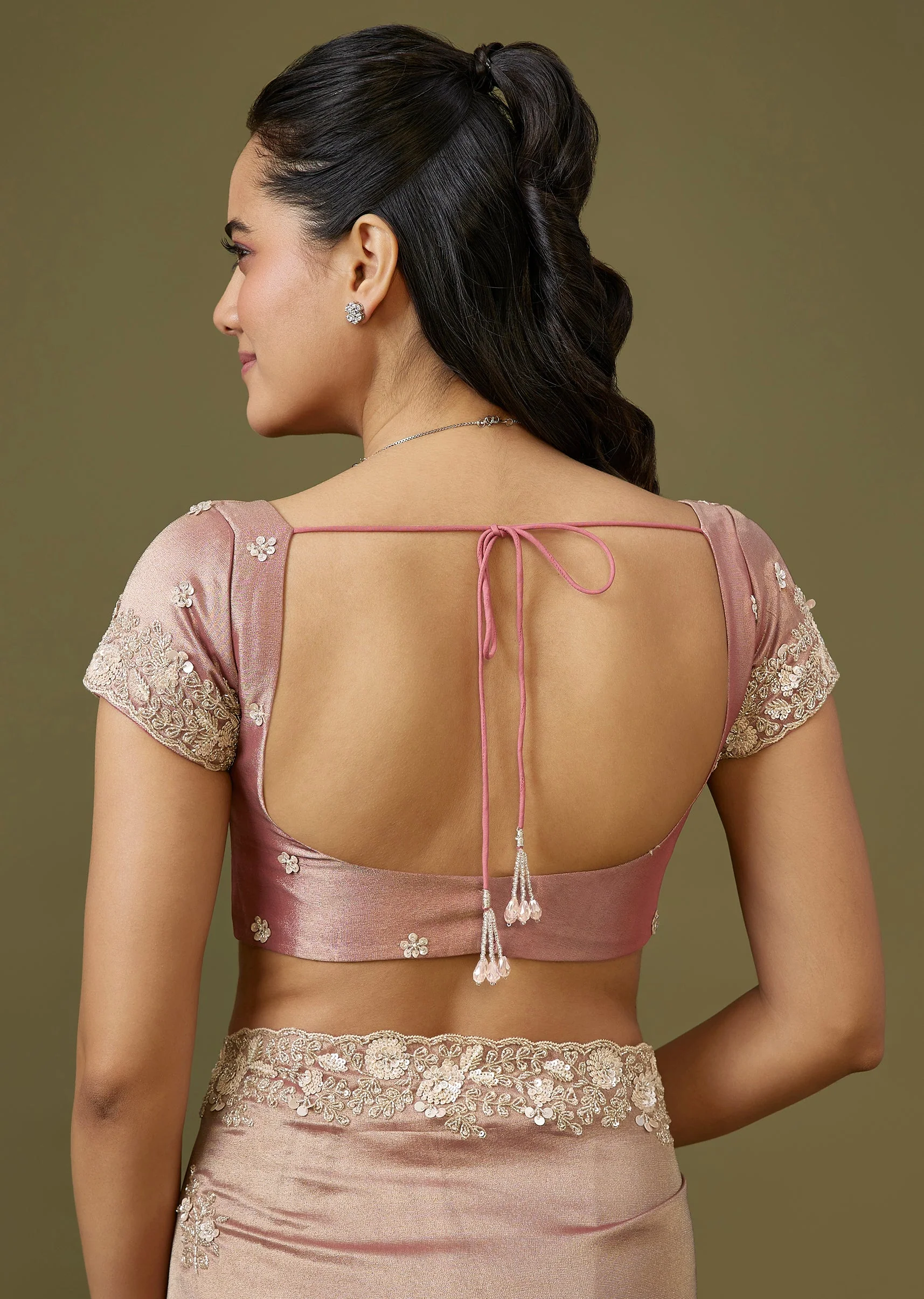 Peach Tissue Saree With Heavy Floral Border And Cutwork - Image 8