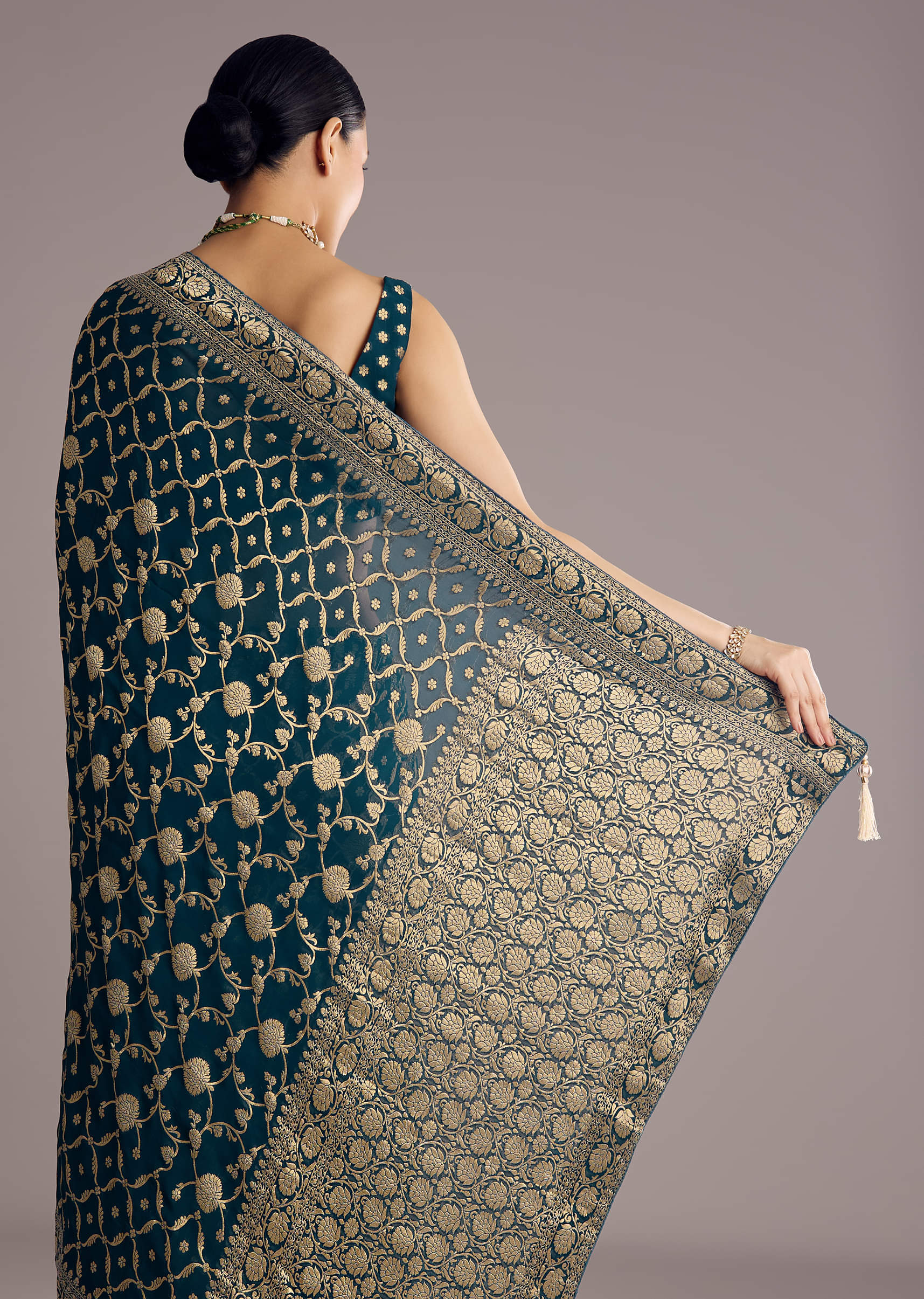Peacock Blue Georgette Woven Saree With Floral Border - Image 4